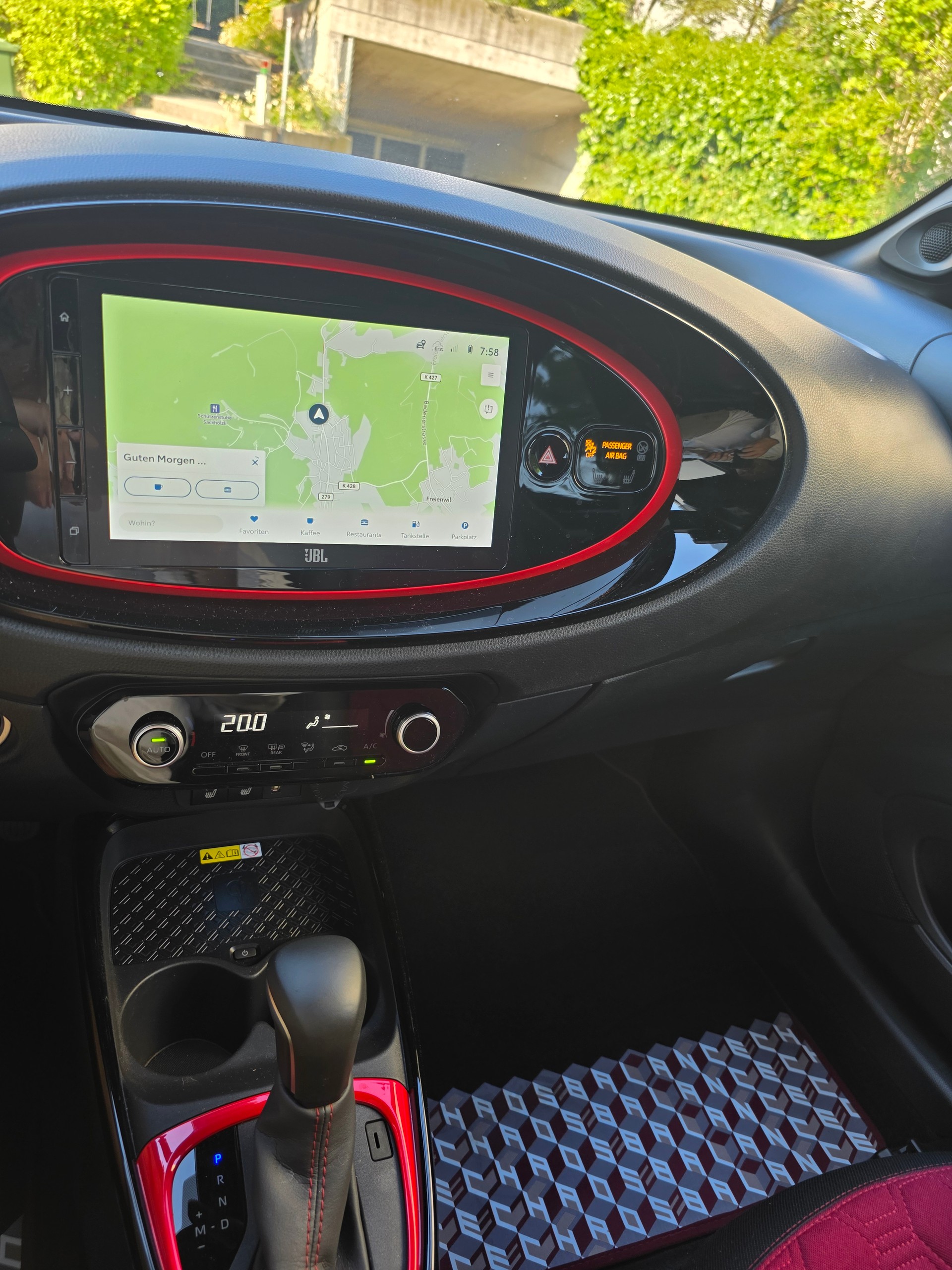 TOYOTA Aygo X 1.0 VVT-i Undercover CVT-image-11