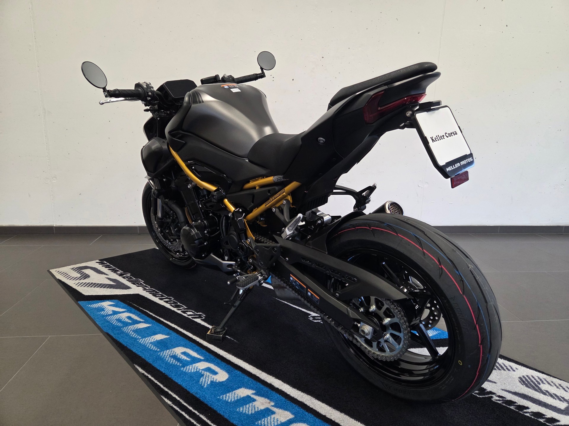 KAWASAKI Z 900 (35kW) Platin Edition-image-2