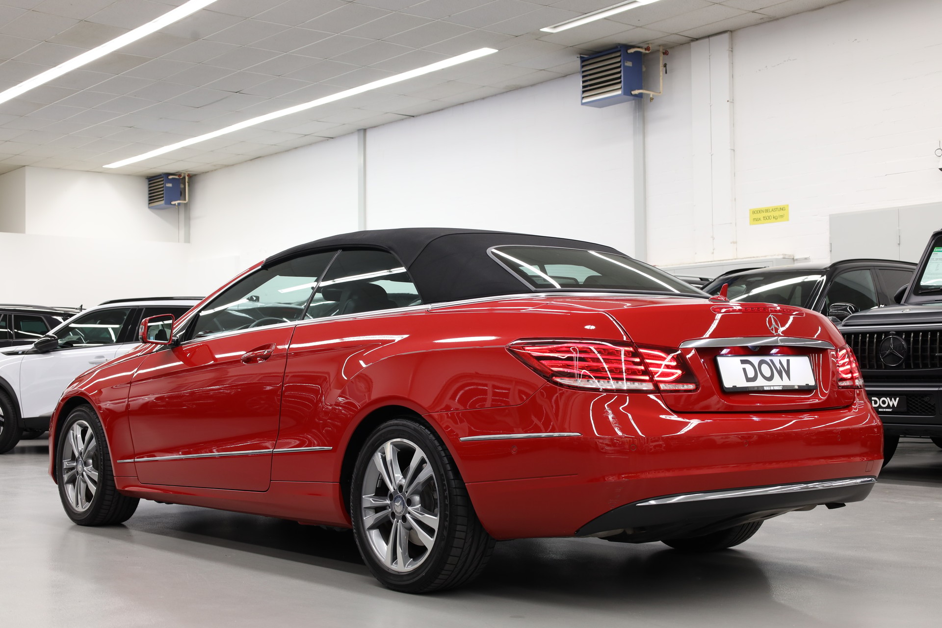 MERCEDES-BENZ E 320 Cabriolet-image-6