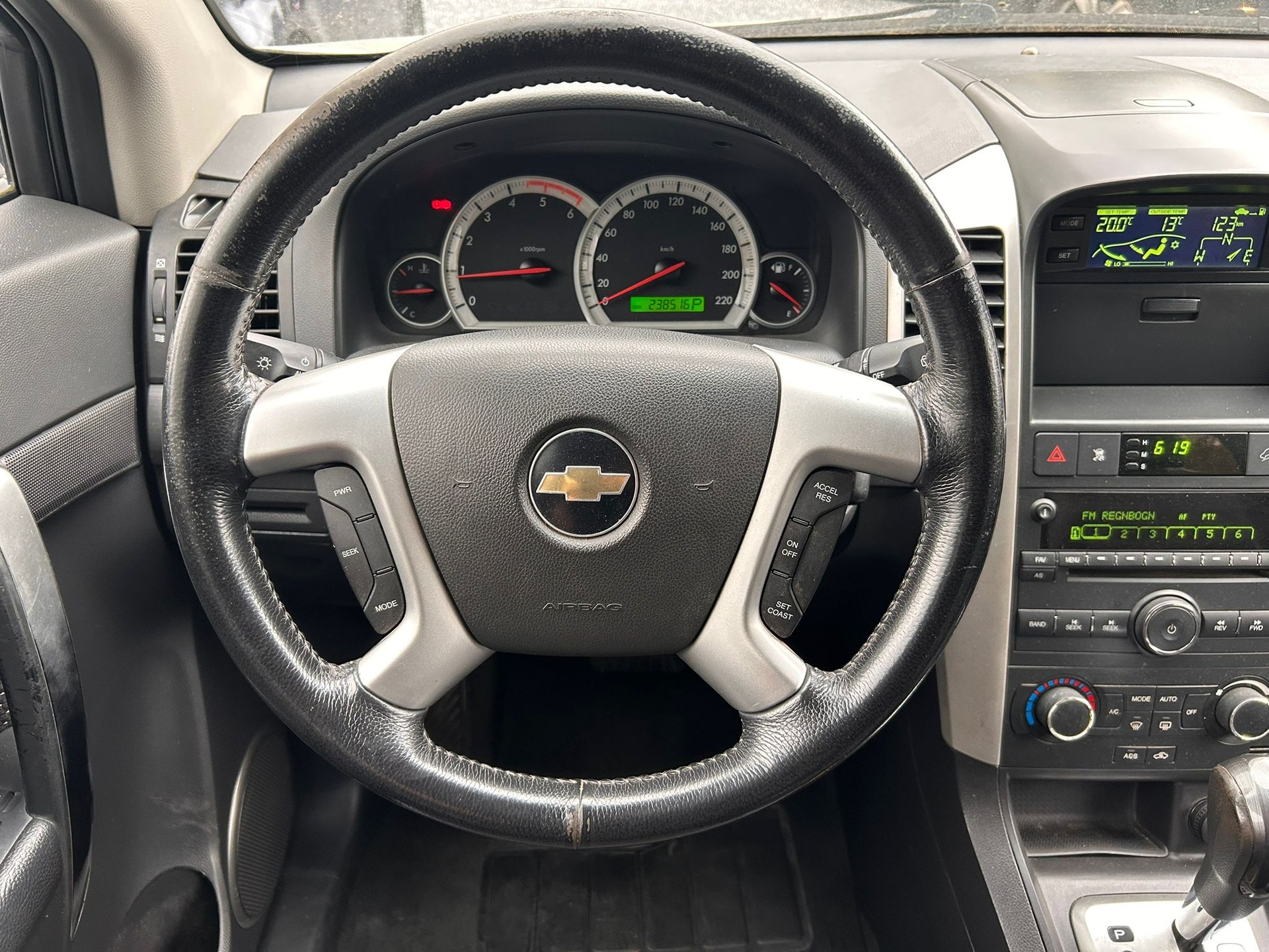 CHEVROLET Captiva 2.0 VCDi Sport 4WD Automatic-image-19