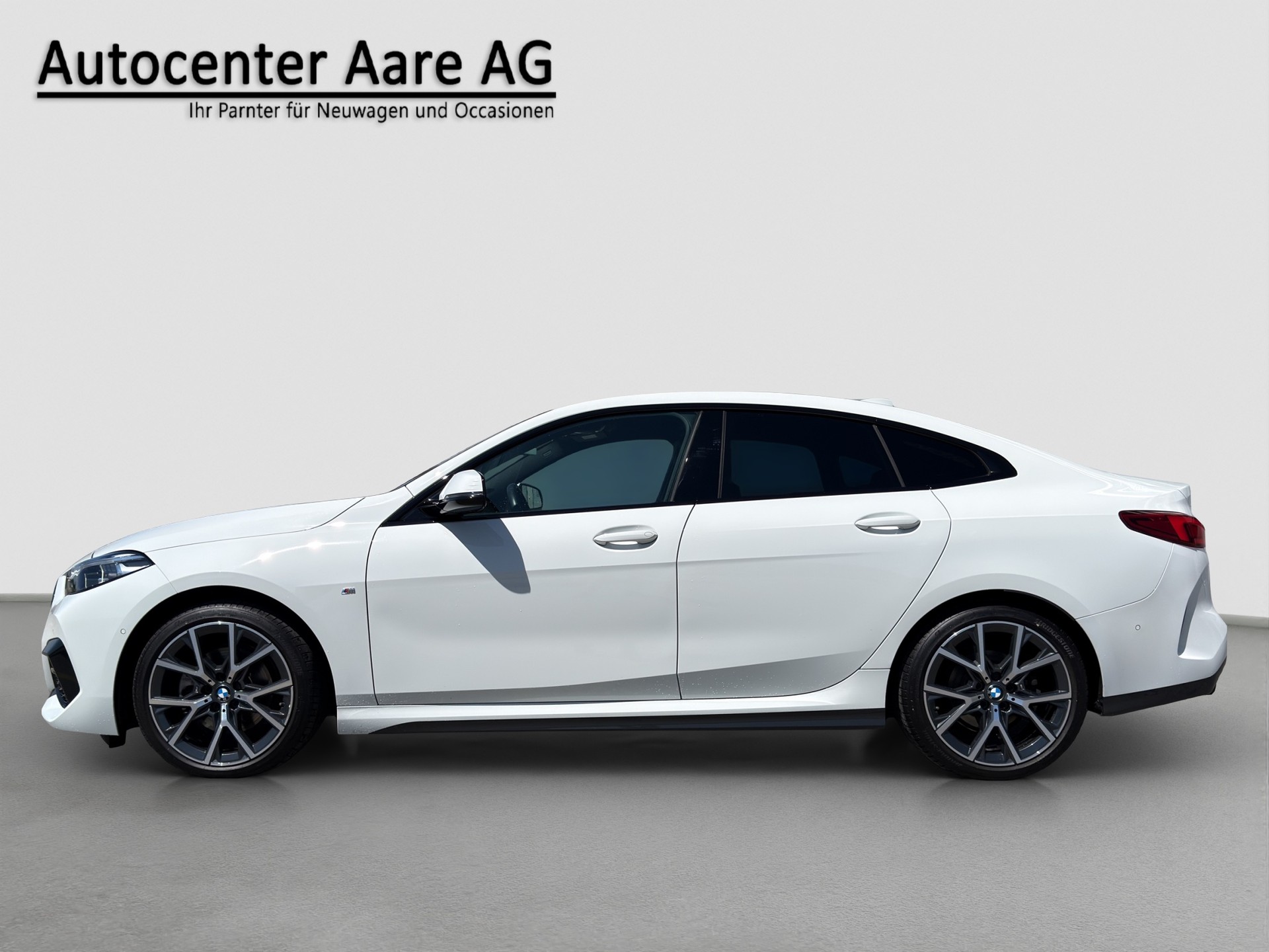 BMW 218i Gran Coupé M Sport Steptronic-showroom-element-3
