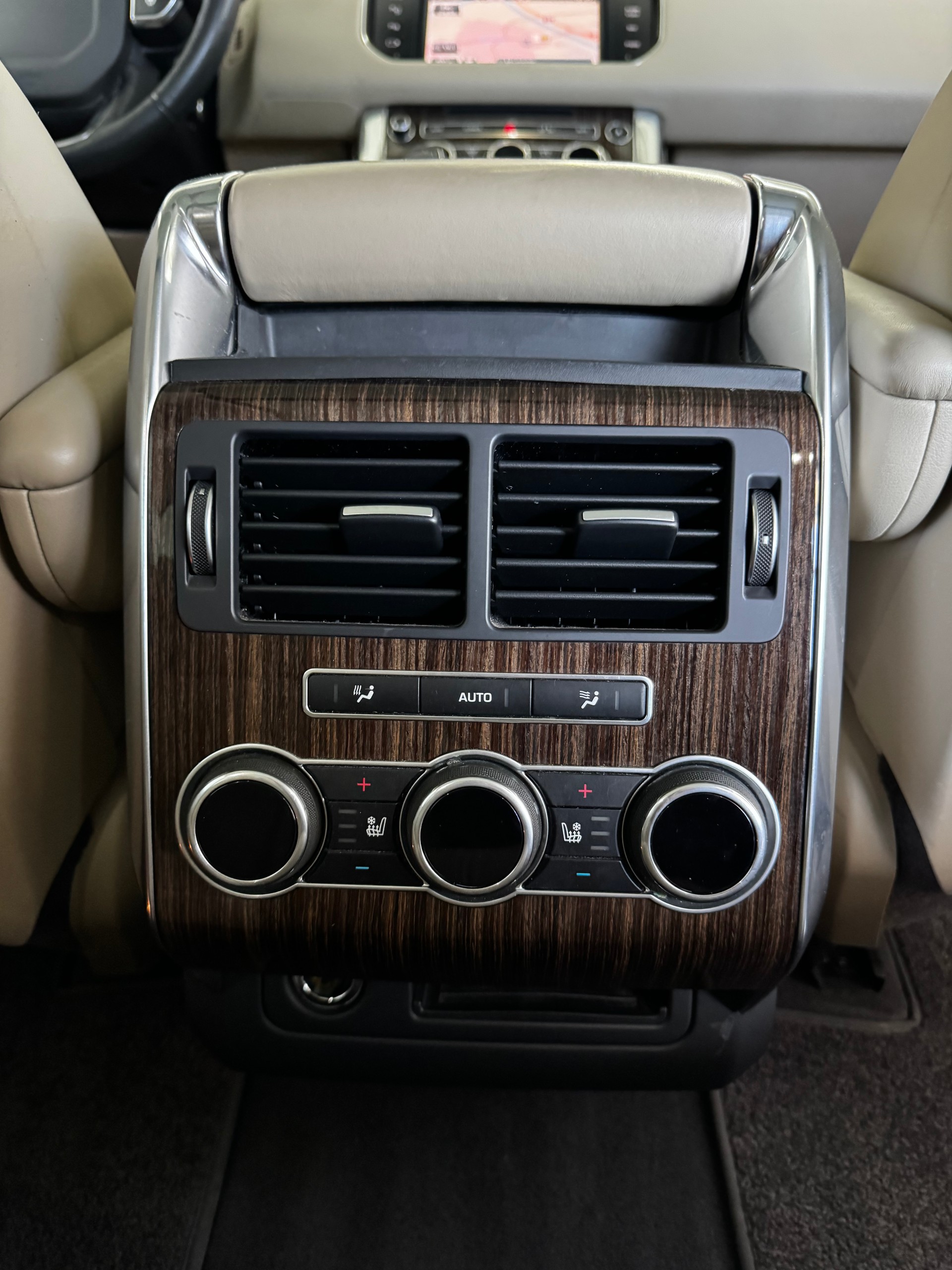 LAND ROVER Range Rover Sport 3.0 V6 SC HSE Automatic-image-23
