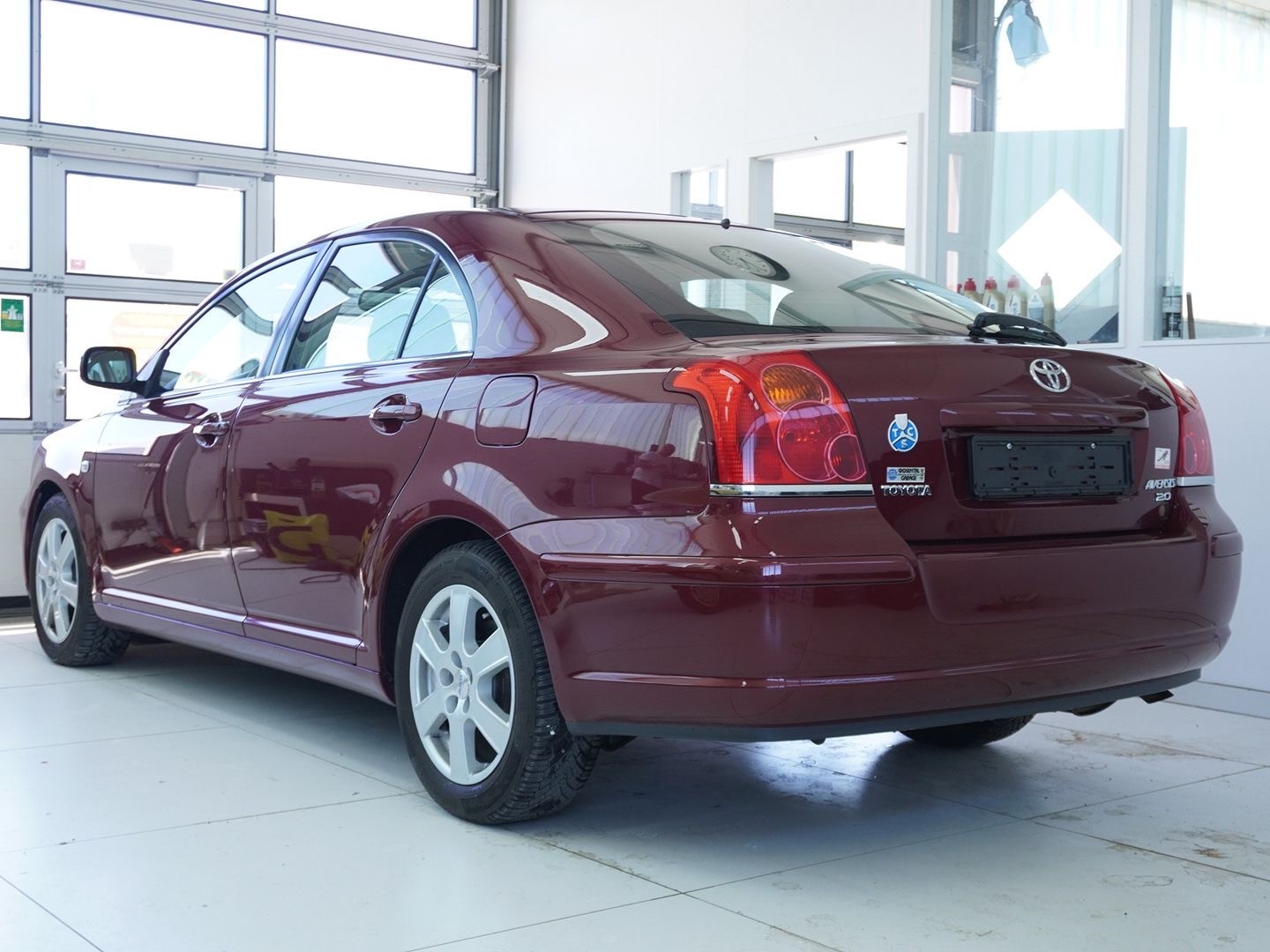 TOYOTA Avensis 2.0 D4 VVT-i Linea Sol Liftback-showroom-element-1