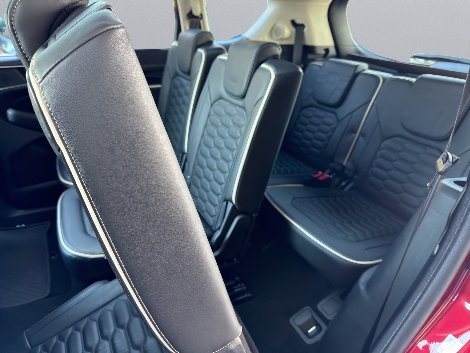 FORD S-Max 2.0 TDCi 210 Vignale FPS-image-15