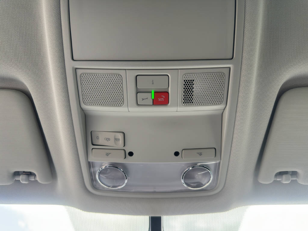 SKODA Karoq 1.5 TSI Ambition DSG-image-16
