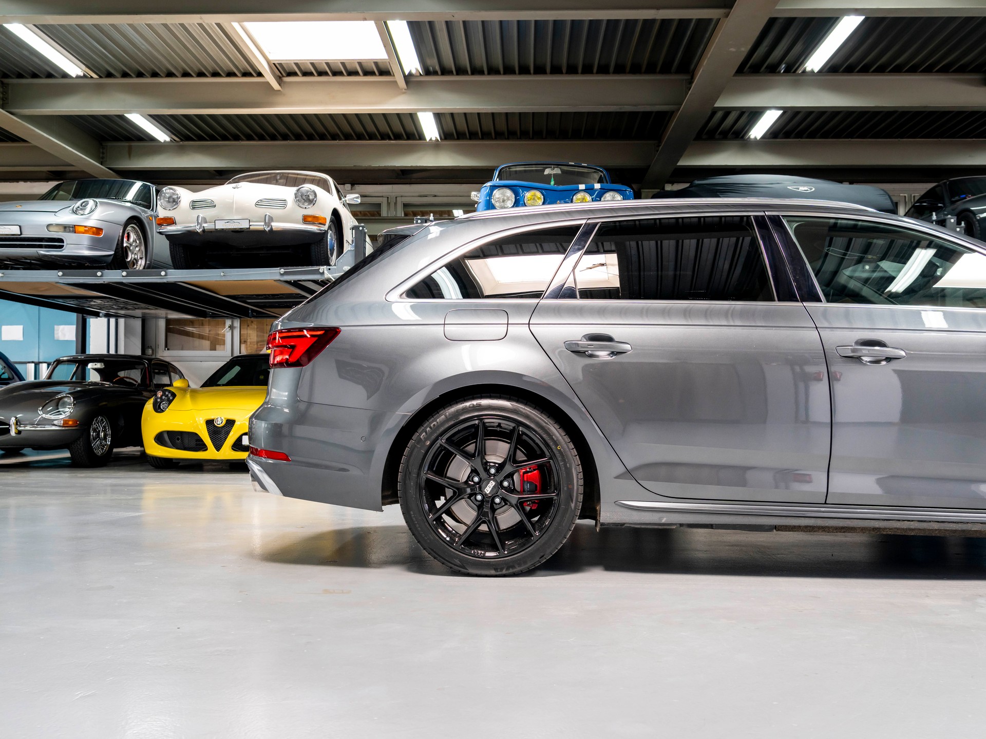AUDI S4 Avant 3.0 TFSI quattro tiptronic-image-11