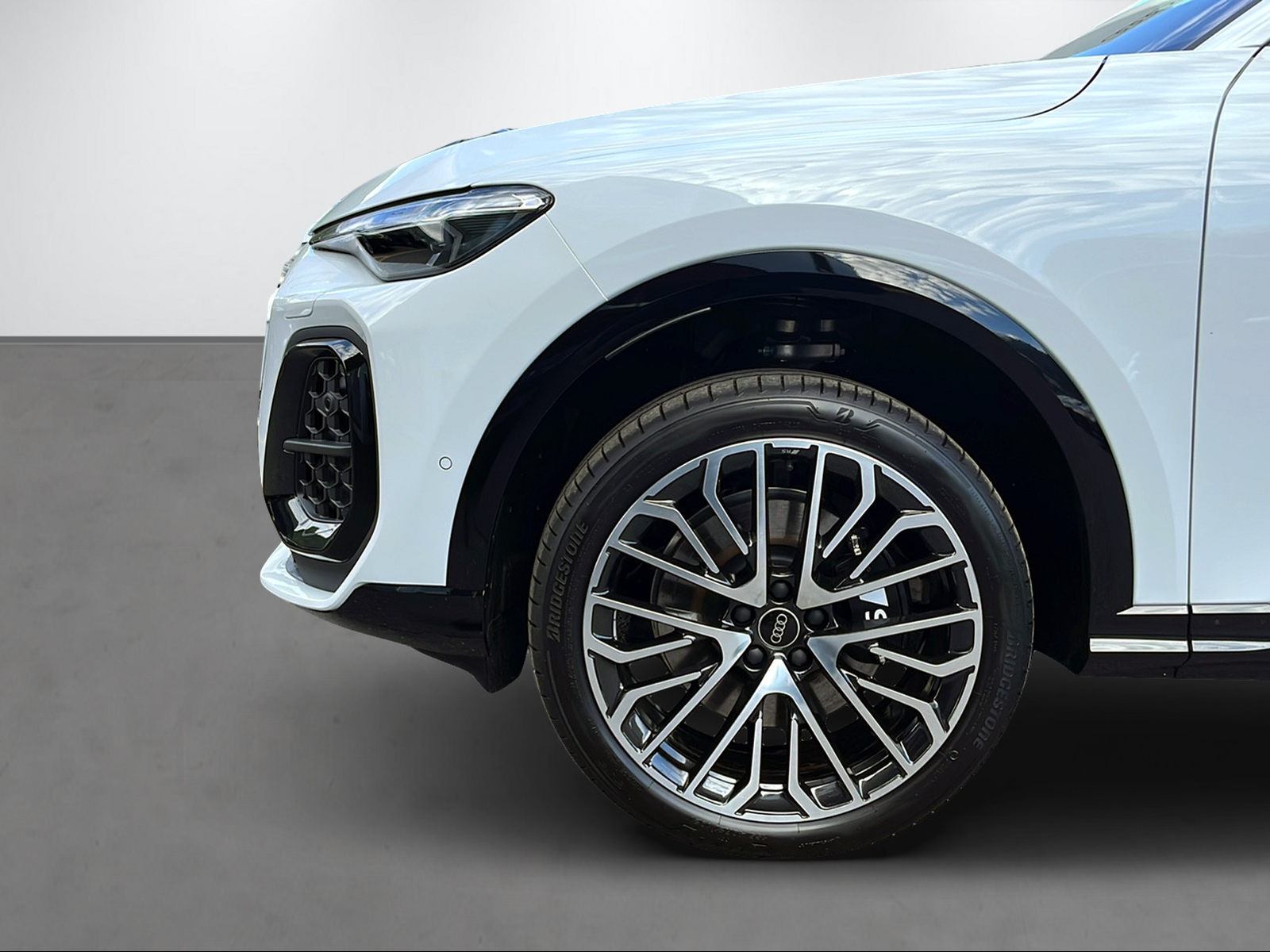 AUDI SQ5 SUV 3.0 V6 TFSI quattro S-Tronic-image-4