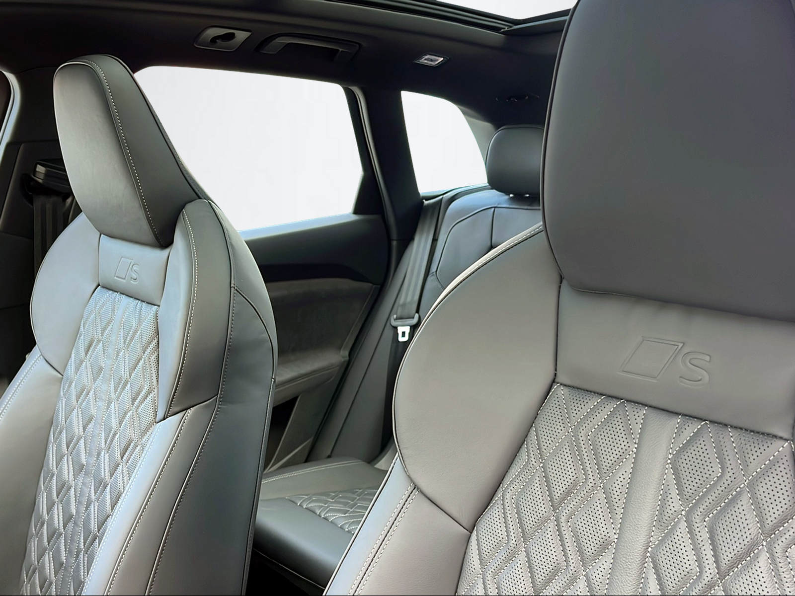 AUDI SQ5 SUV 3.0 V6 TFSI quattro S-Tronic-image-12