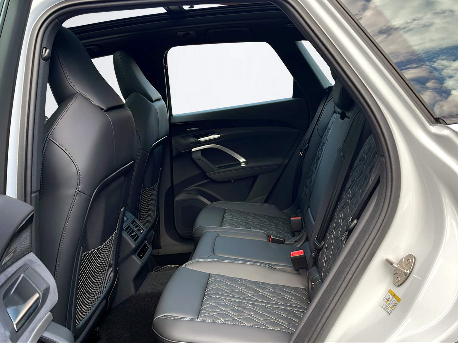 AUDI SQ5 SUV 3.0 V6 TFSI quattro S-Tronic-image-8