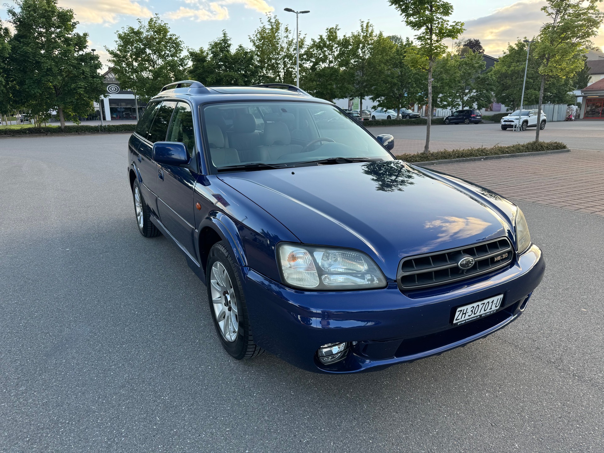 SUBARU Outback H6-3.0 AWD automatisch /Anhänger Kupplung-image-2