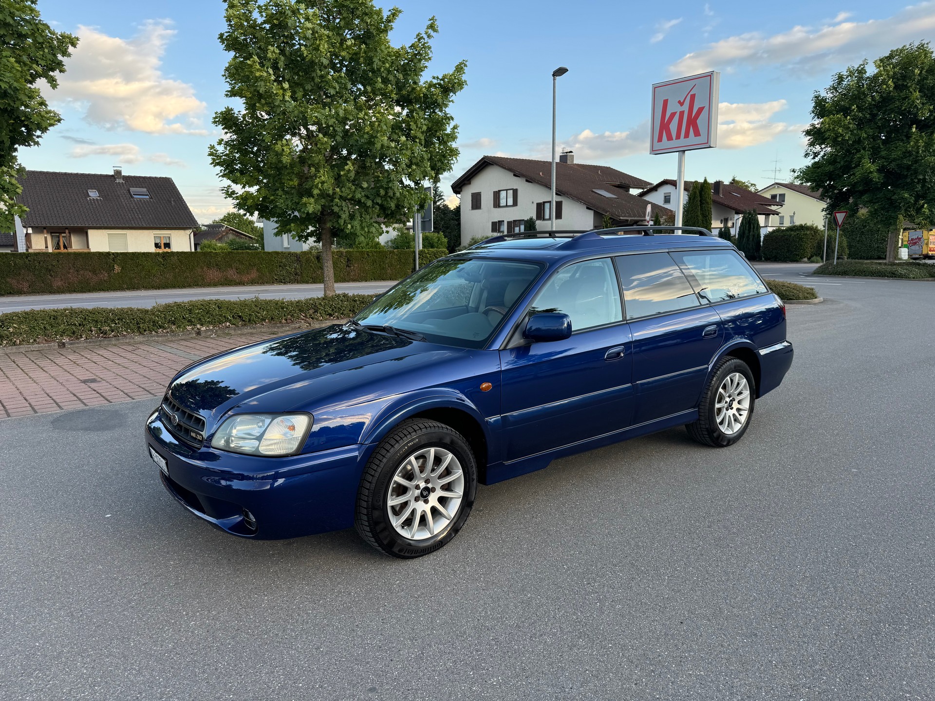 SUBARU Outback H6-3.0 AWD automatisch /Anhänger Kupplung