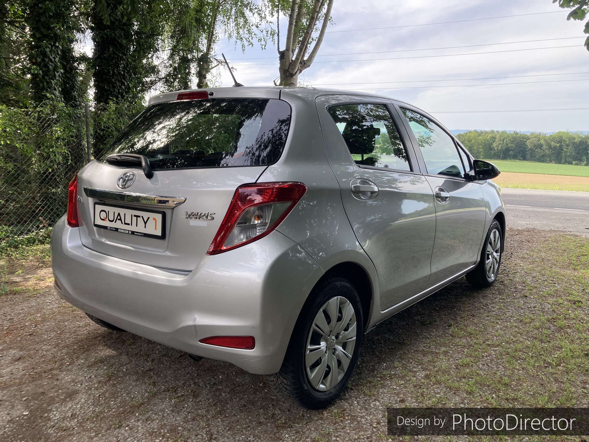 TOYOTA Yaris 1.33 Luna-image-2