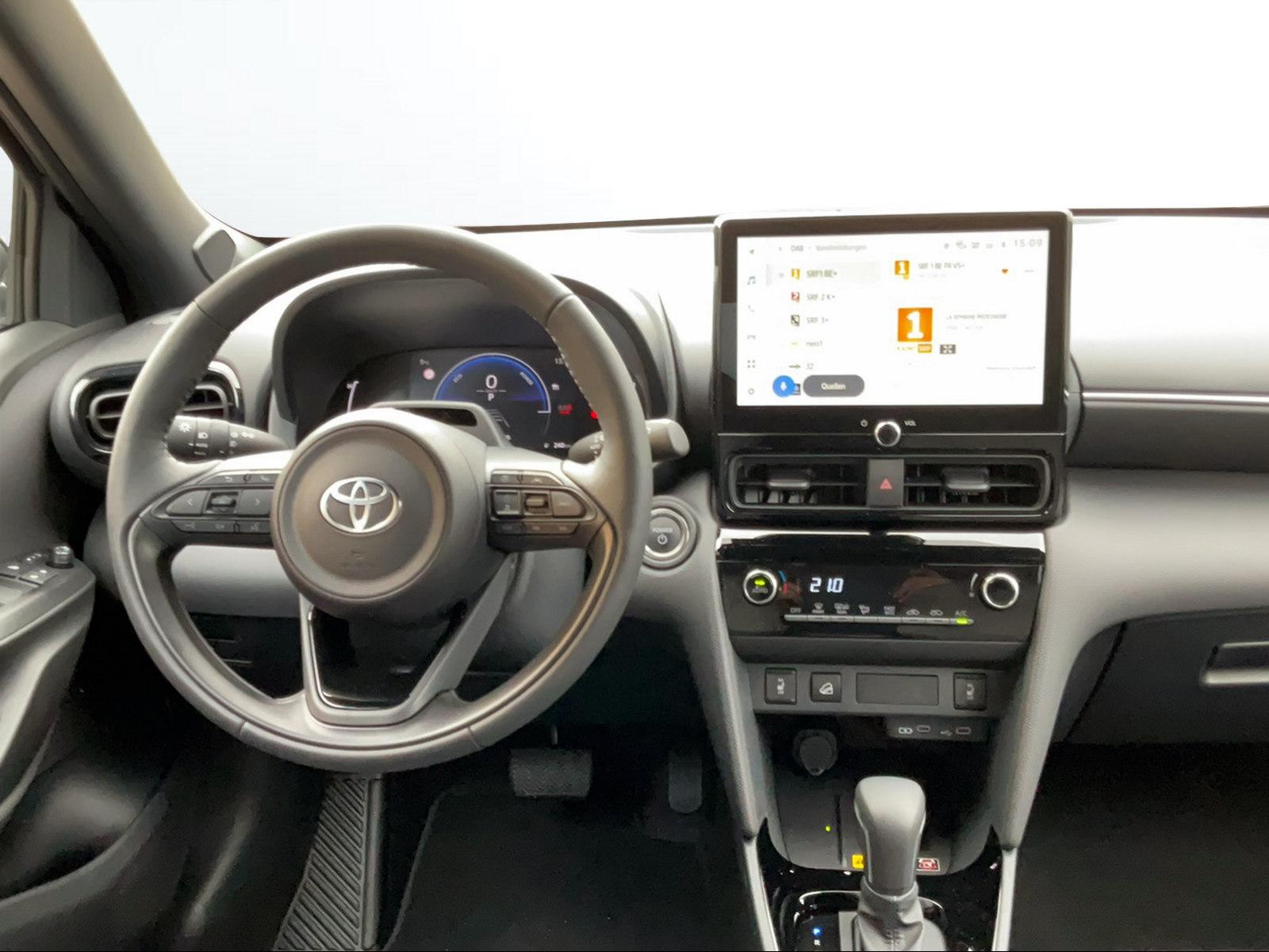 TOYOTA Yaris Cross 1.5 VVT-i HSD Trend AWD-i-image-5