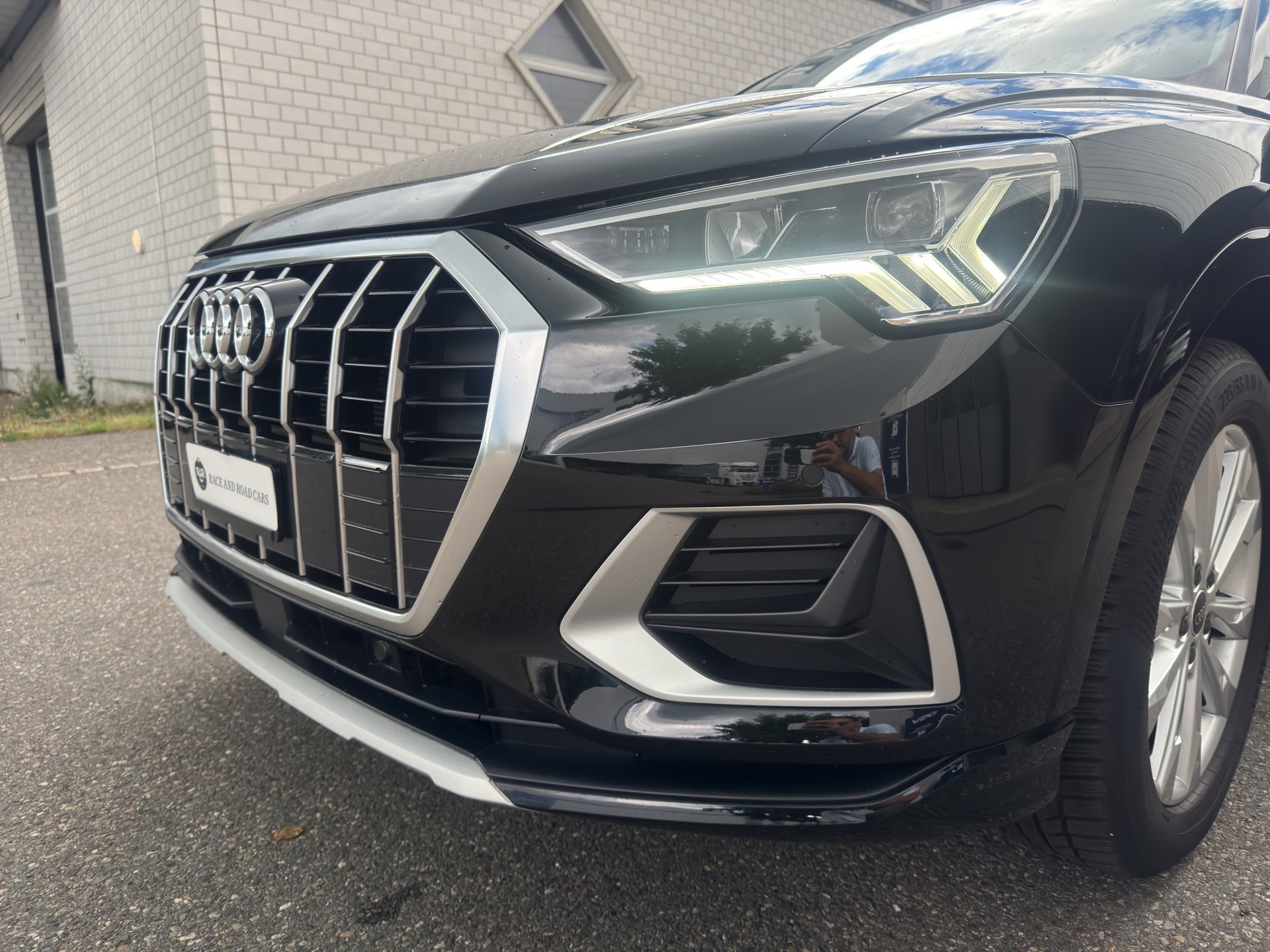 AUDI Q3 1.5 35 TFSI Advanced S-Tronic-image-31