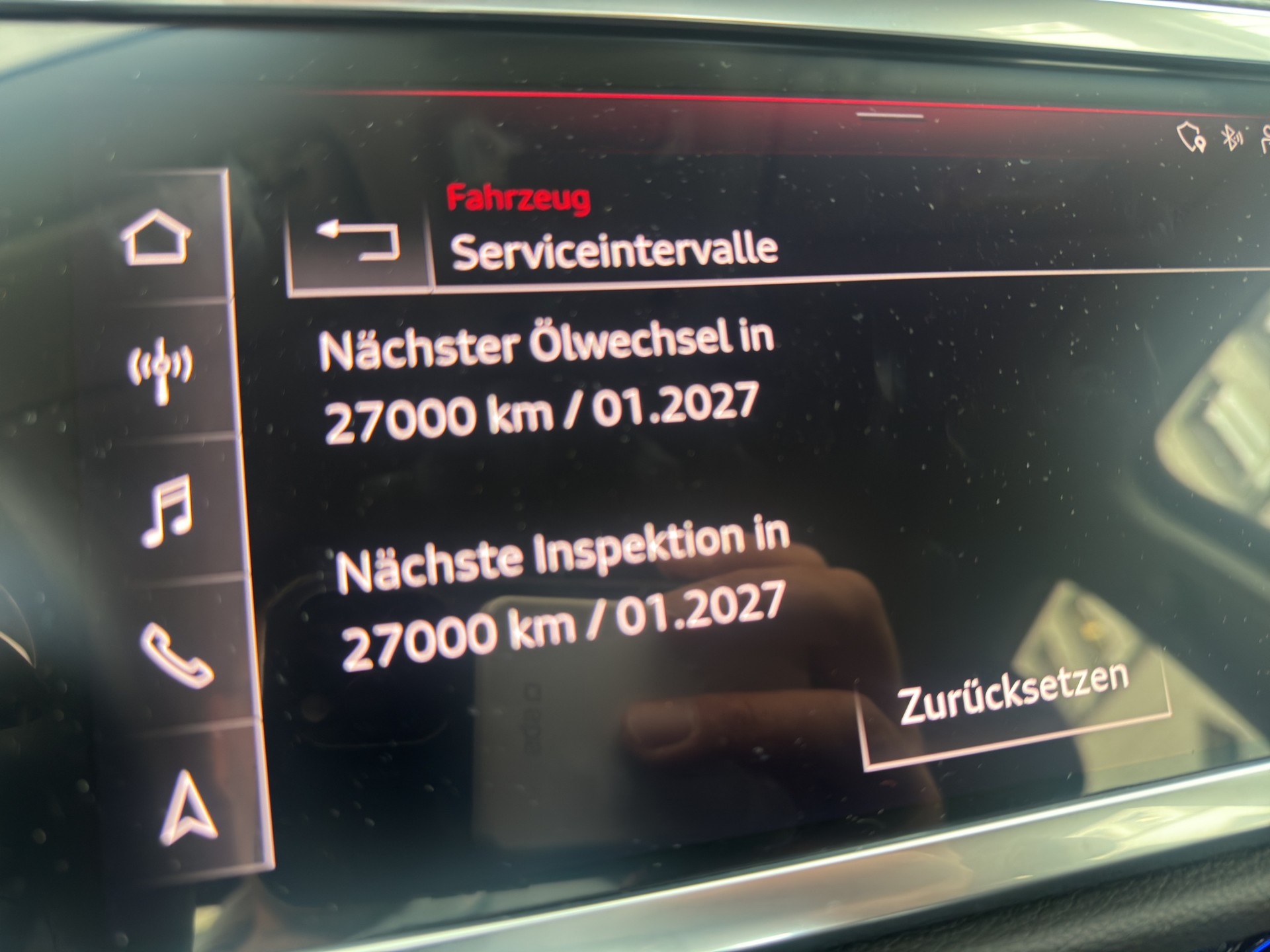 AUDI Q3 1.5 35 TFSI Advanced S-Tronic-image-23