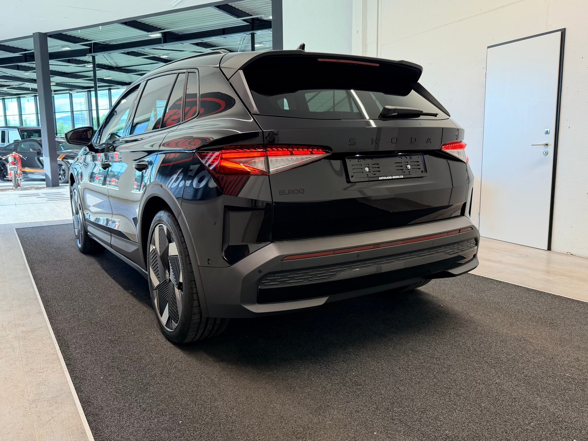 SKODA Elroq RS 4x4-image-6