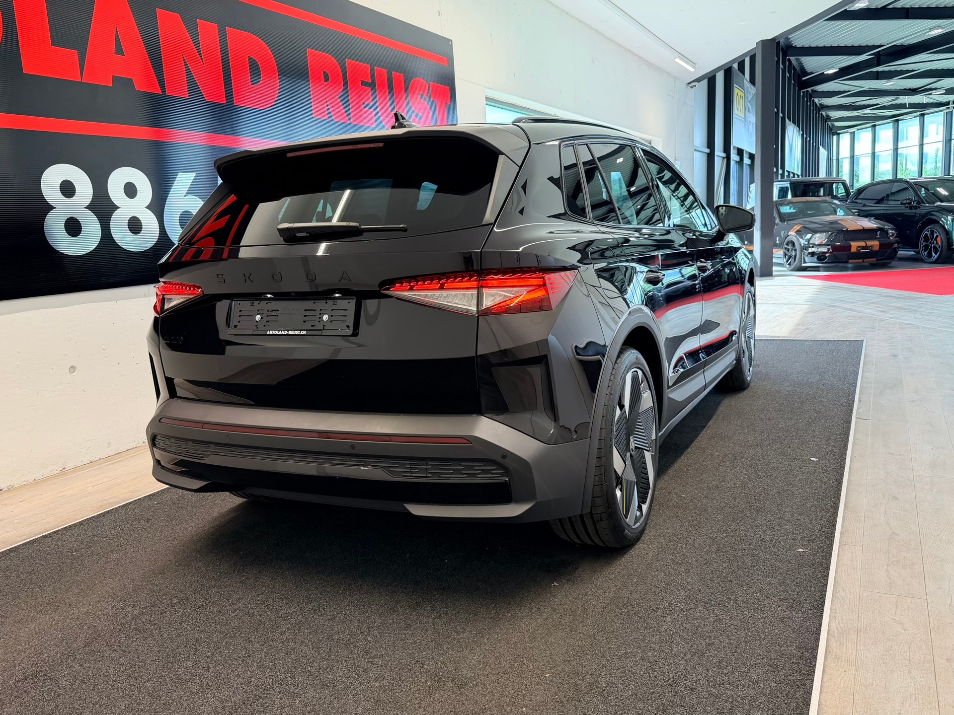 SKODA Elroq RS 4x4-image-5