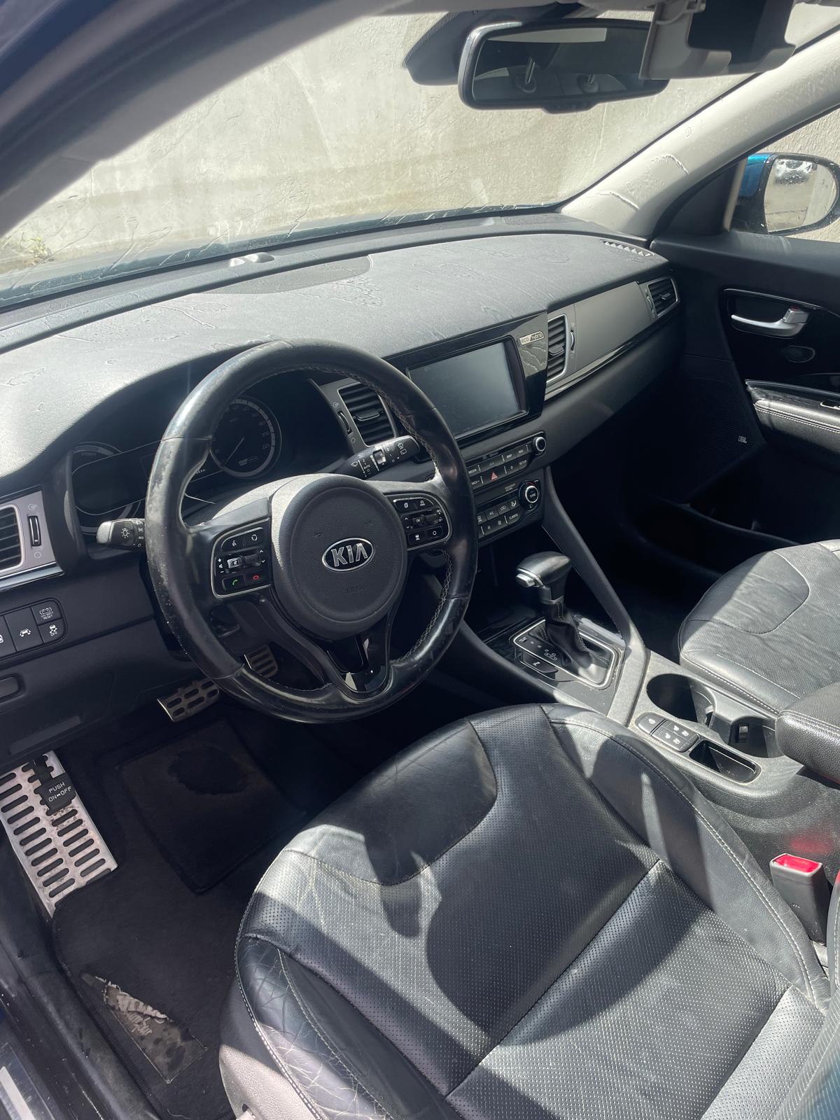 KIA Niro 1.6GDi Hybrid Trend DCT-image-11