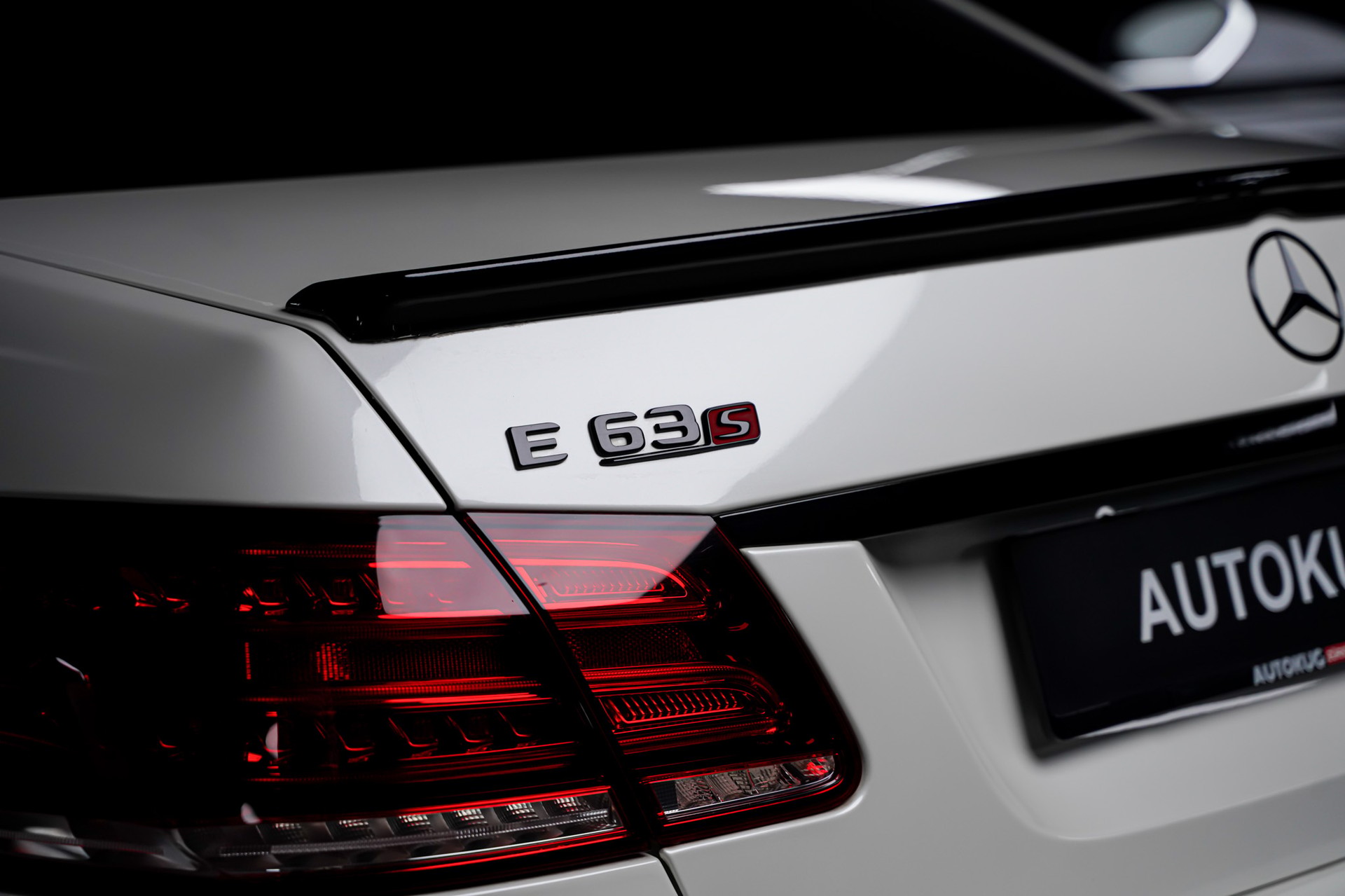 MERCEDES-BENZ E 63 AMG 4Matic Speedshift-image-8