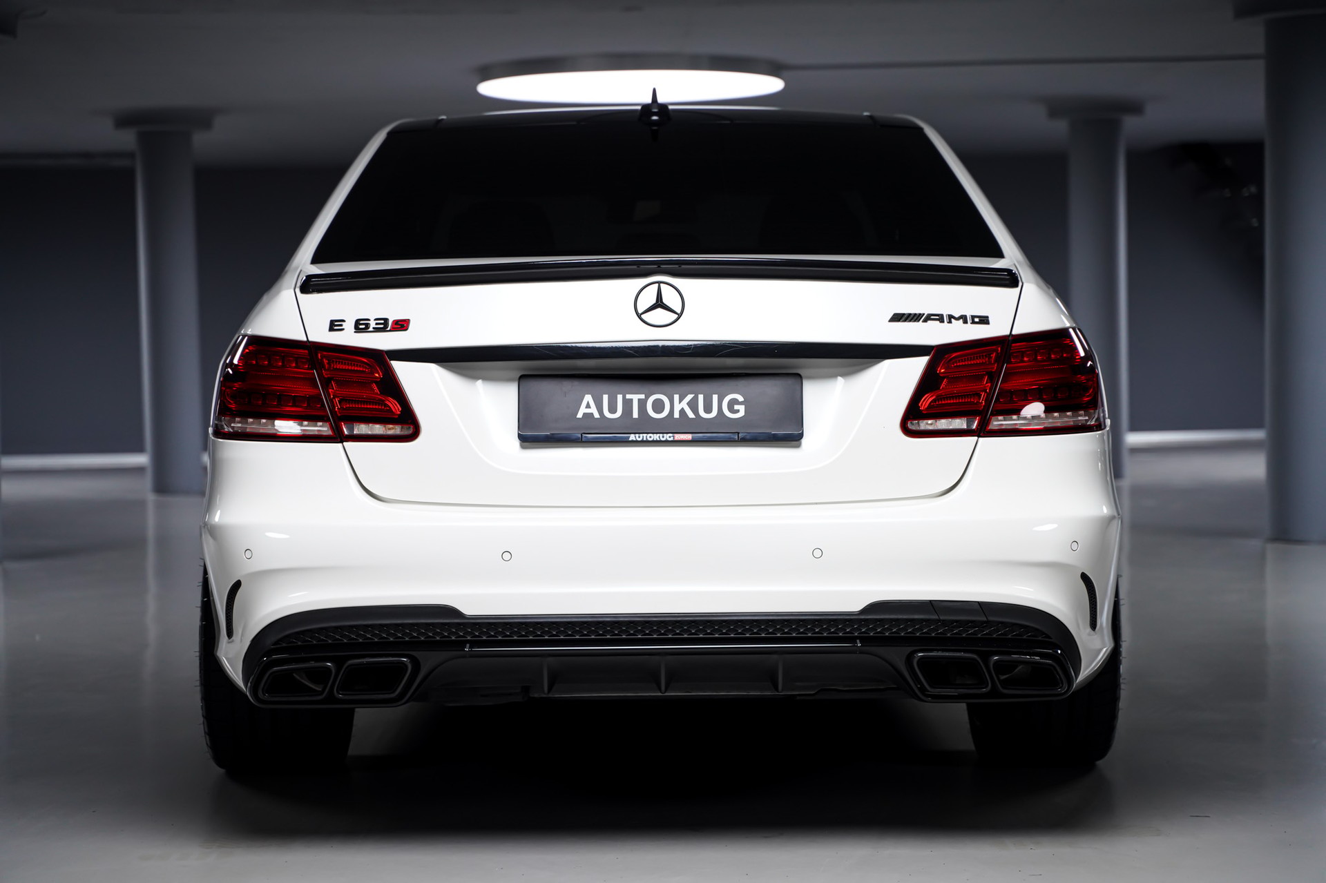 MERCEDES-BENZ E 63 AMG 4Matic Speedshift-image-5