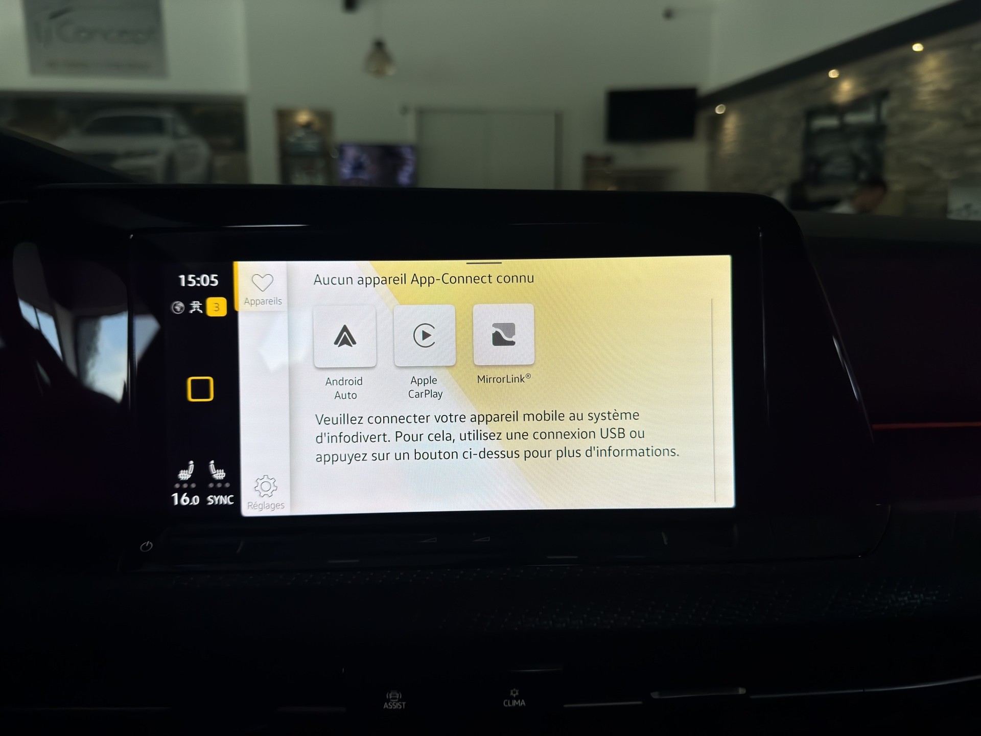 VW Golf 2.0 TDI R-Line DSG 4Motion-image-27