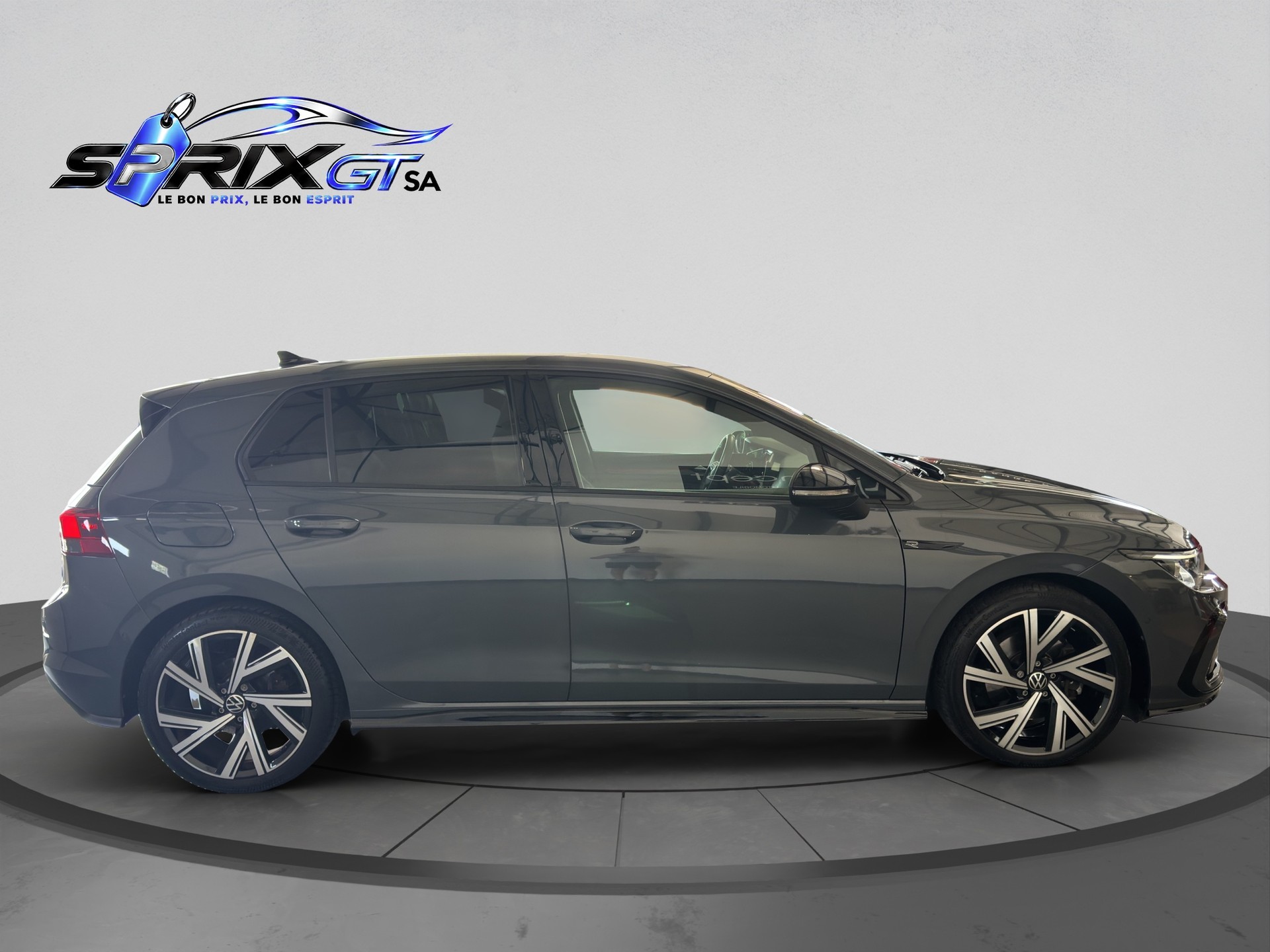 VW Golf 2.0 TDI R-Line DSG 4Motion-showroom-element-3