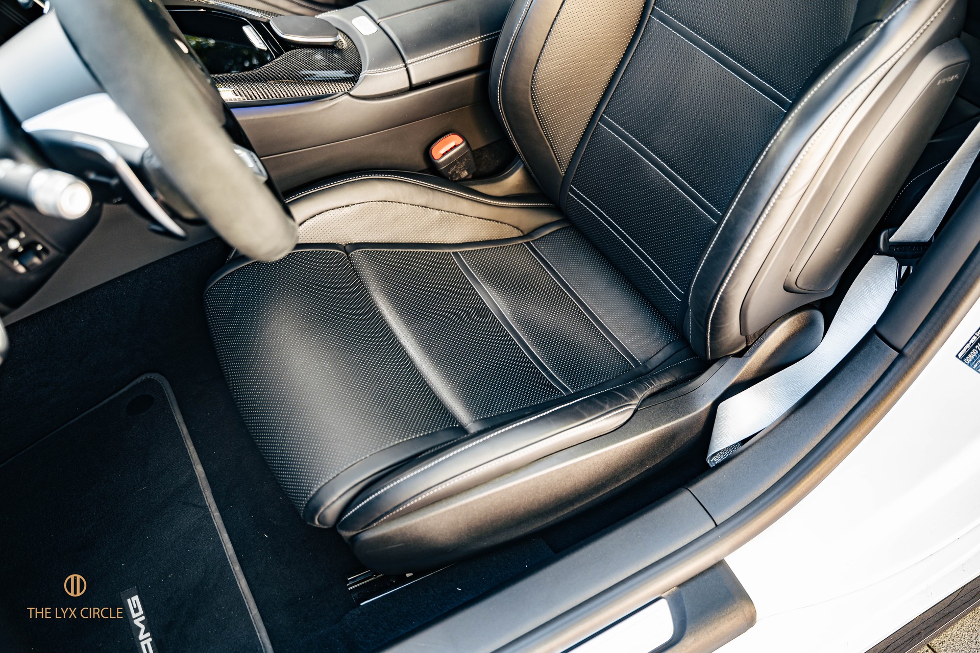 MERCEDES-BENZ AMG GT 63 4Matic+ Executive Edition-image-10