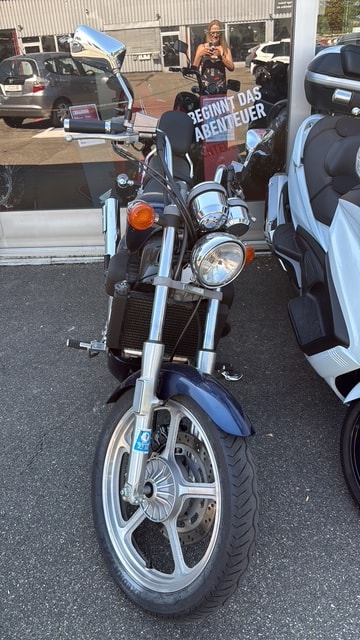 HONDA VF 750 C J-image-0