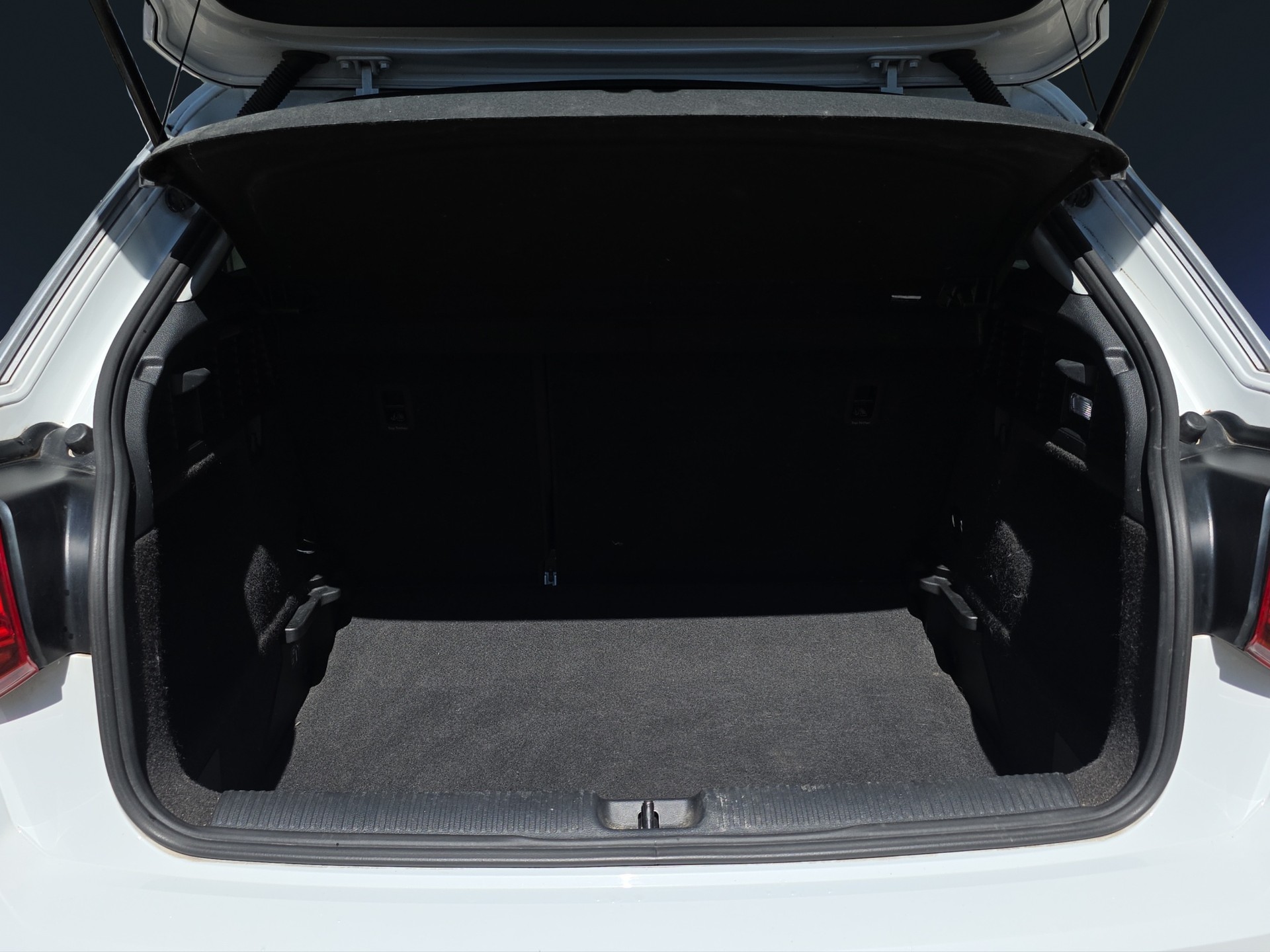 AUDI Q2 35 TFSI Sport-image-16