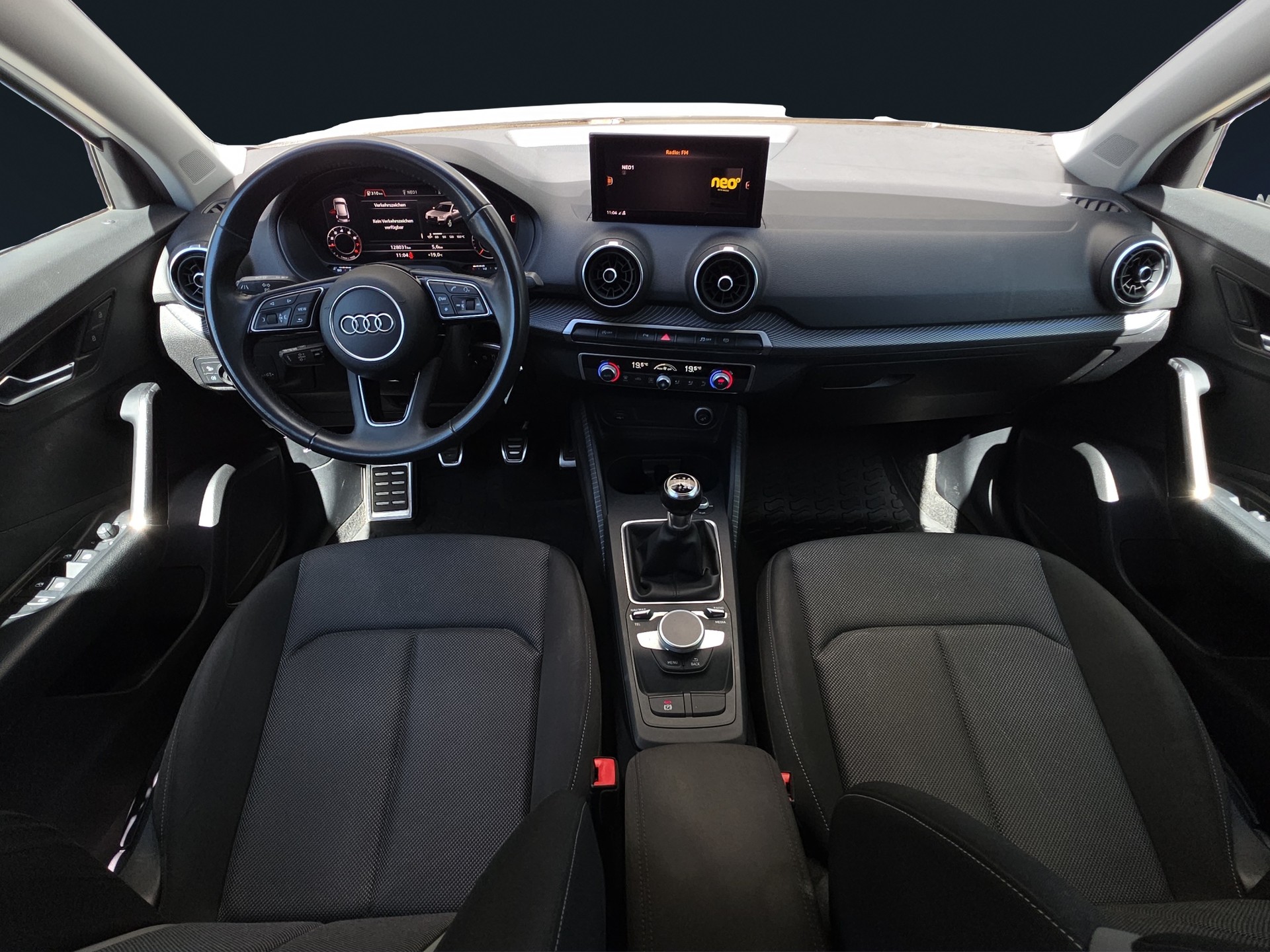 AUDI Q2 35 TFSI Sport-image-8