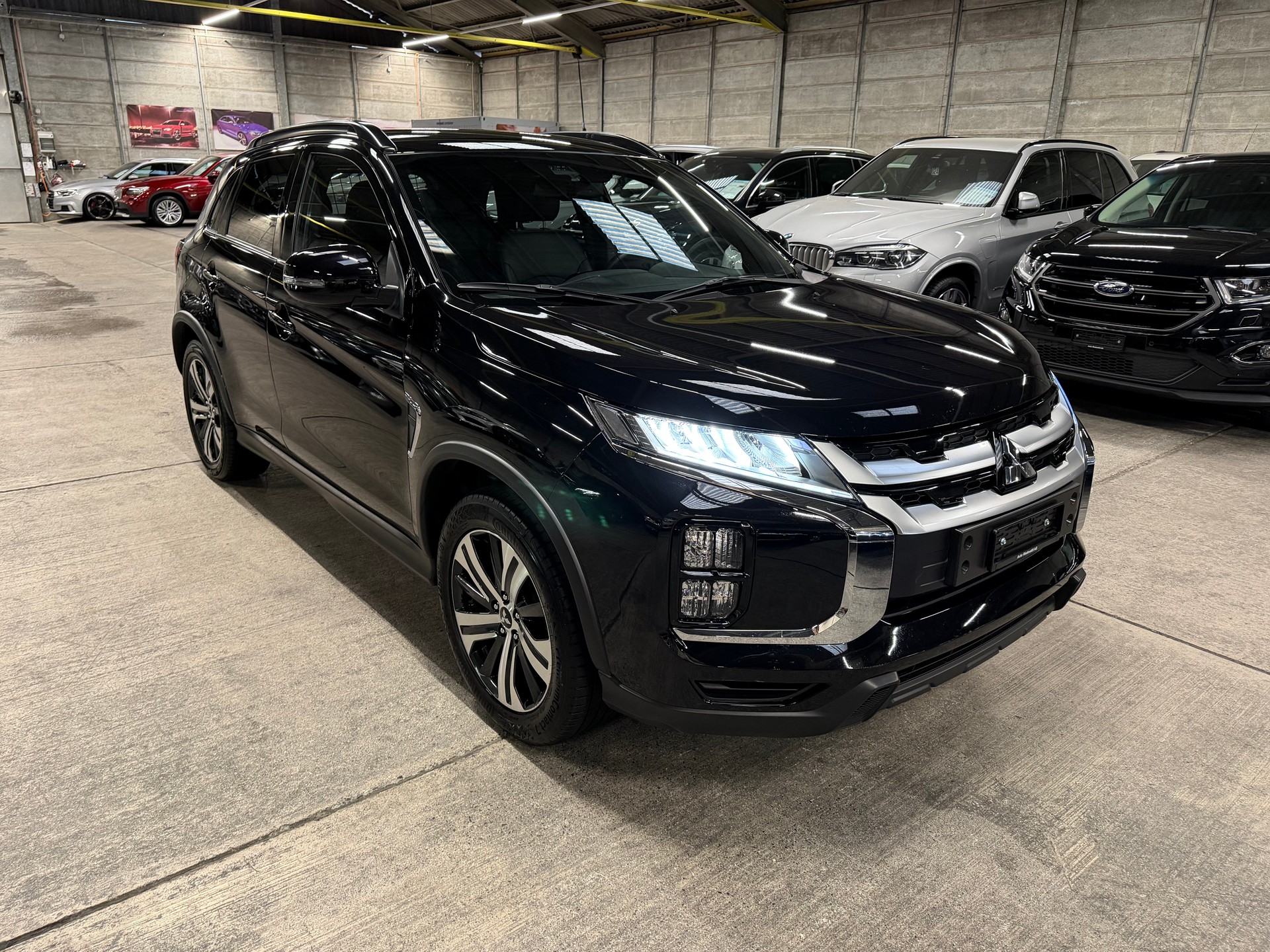 MITSUBISHI ASX 2.0 Diamond Swiss 4WD Automat-image-17