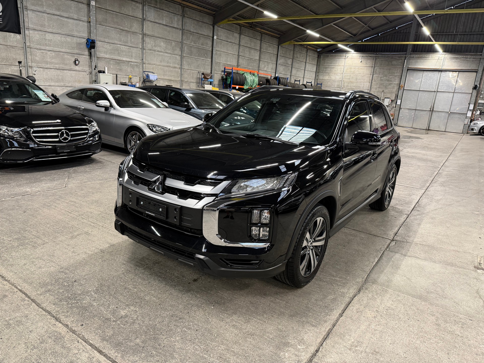 MITSUBISHI ASX 2.0 Diamond Swiss 4WD Automat-image-7