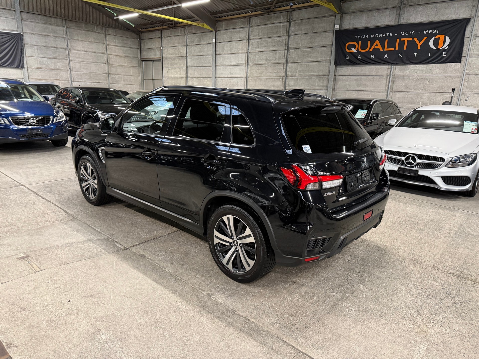 MITSUBISHI ASX 2.0 Diamond Swiss 4WD Automat-image-5