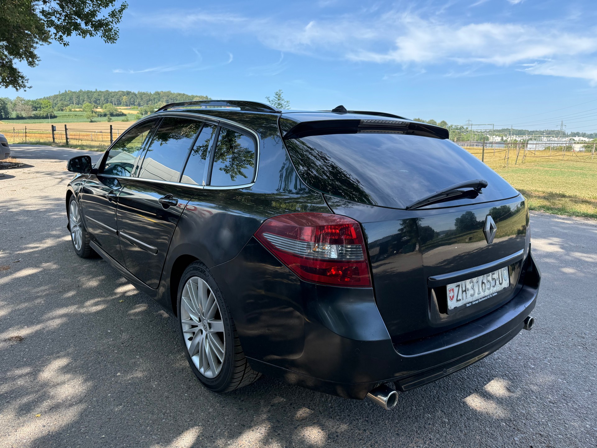 RENAULT Laguna Grandtour 2.0 dCi GT-image-4