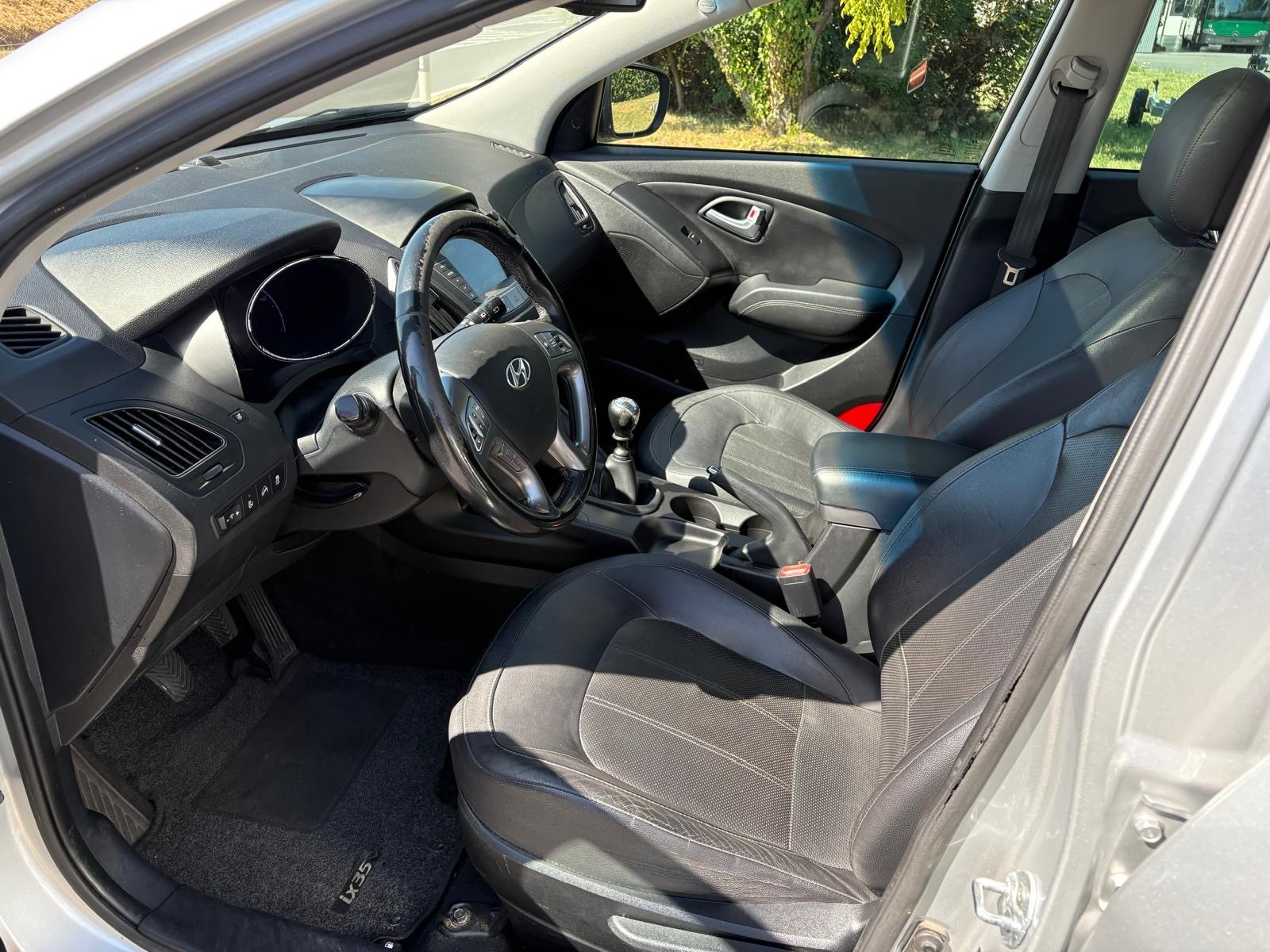 HYUNDAI iX 35 2.0 CRDi Vertex 4WD-image-4