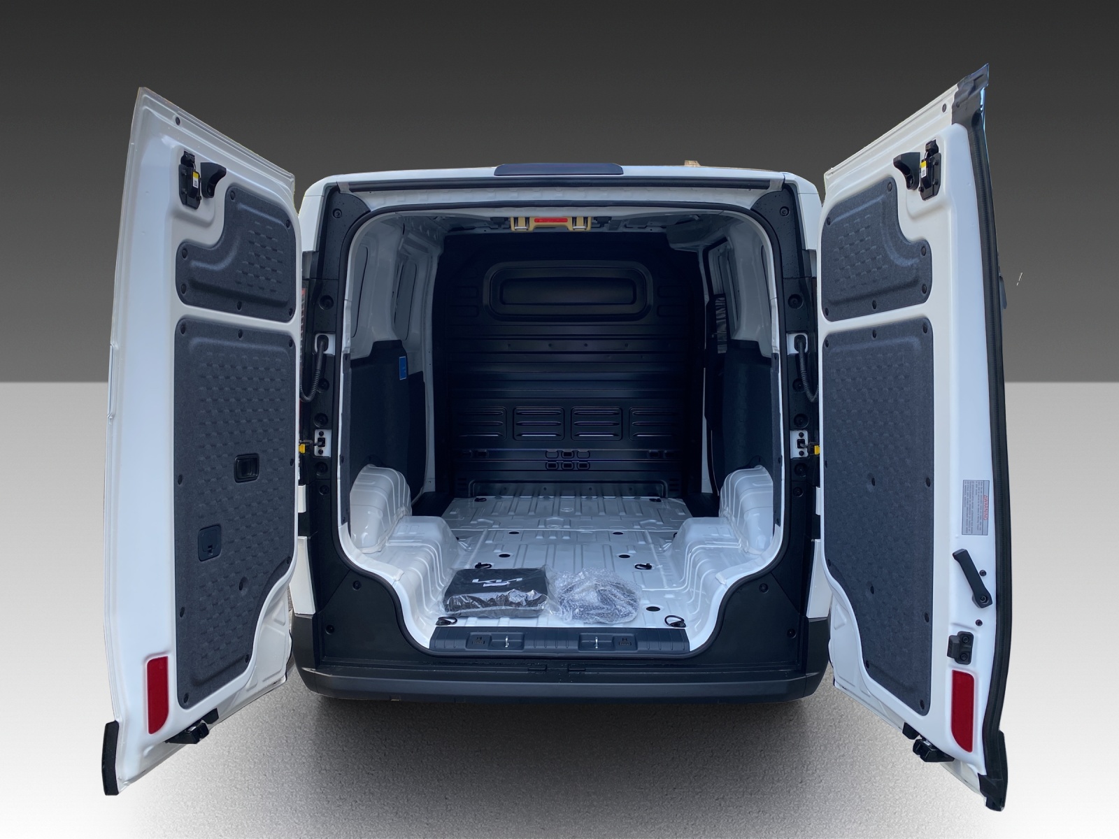 KIA Cargo Essential / International Van of the Year 2026-image-17