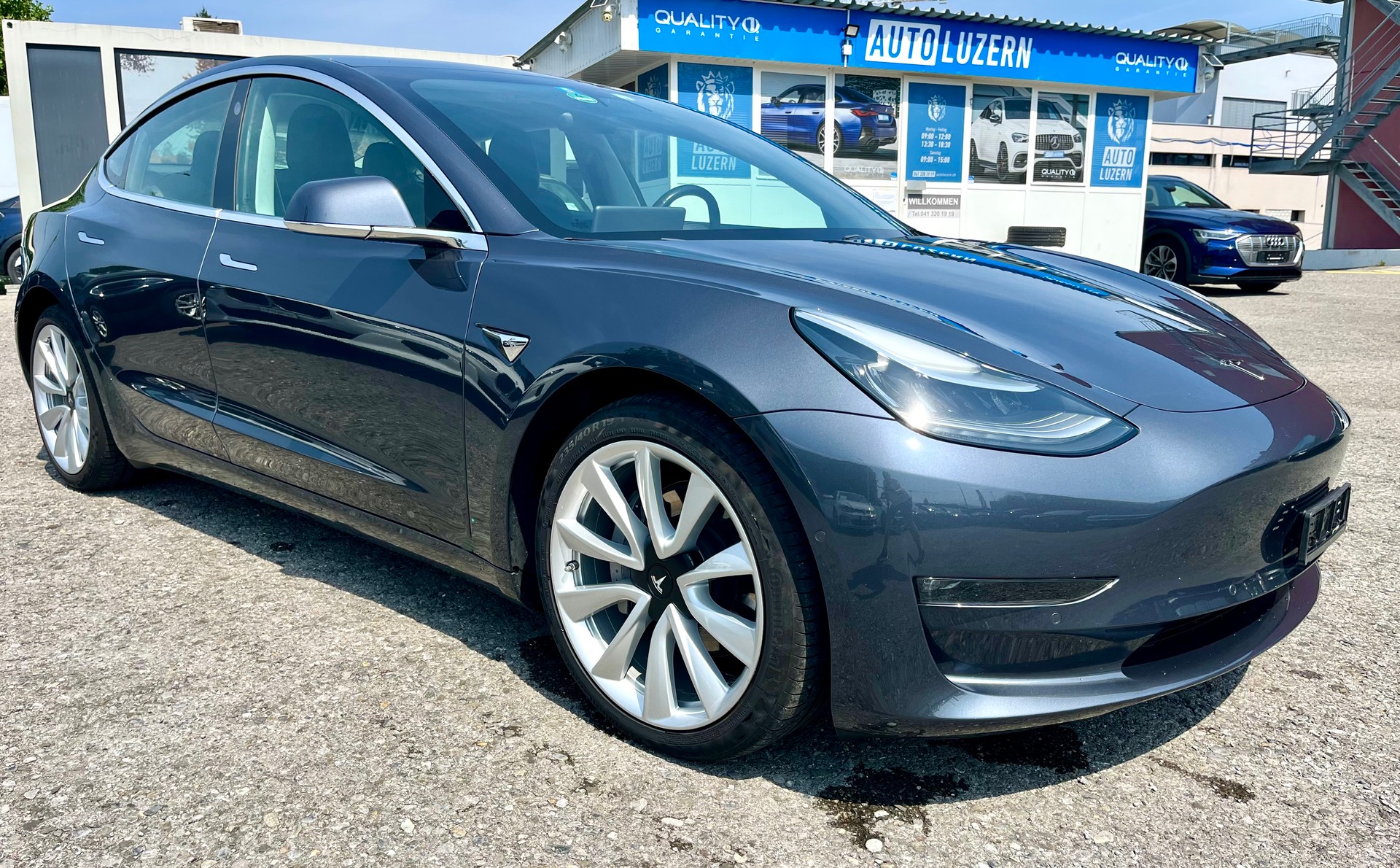 TESLA Model 3 Long Range Dual Motor AWD*CH-Fahrzeug*
