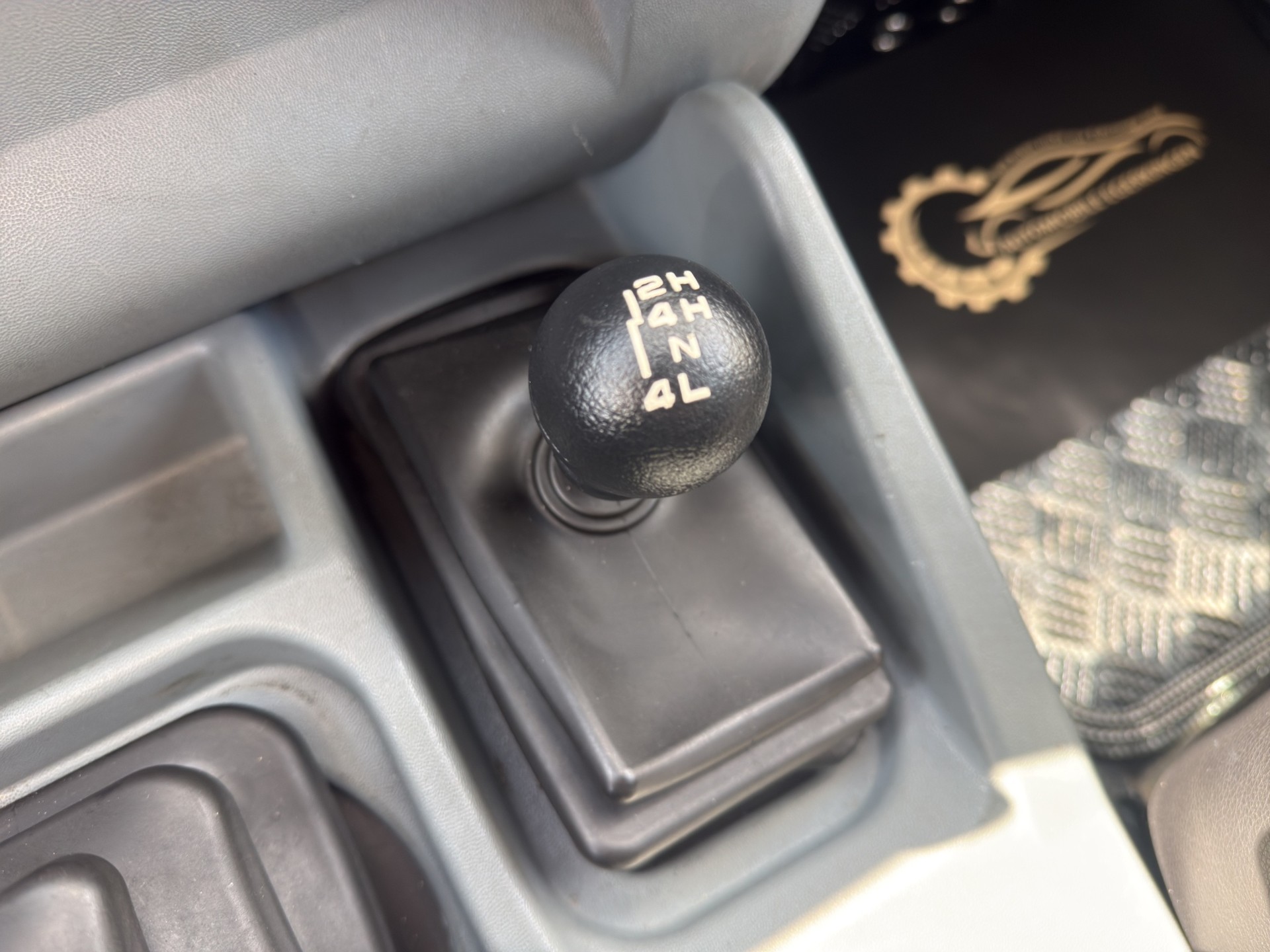 IVECO Massif 25S18-image-16