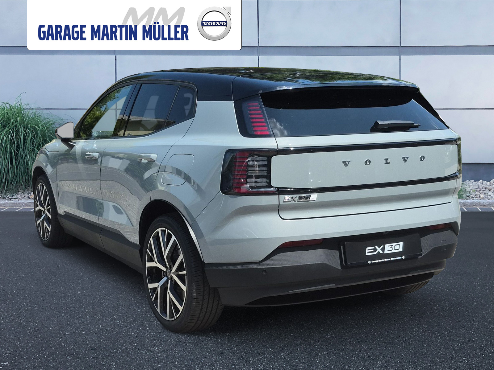 VOLVO EX 30 E60 Twin Plus Performance AWD-showroom-element-2