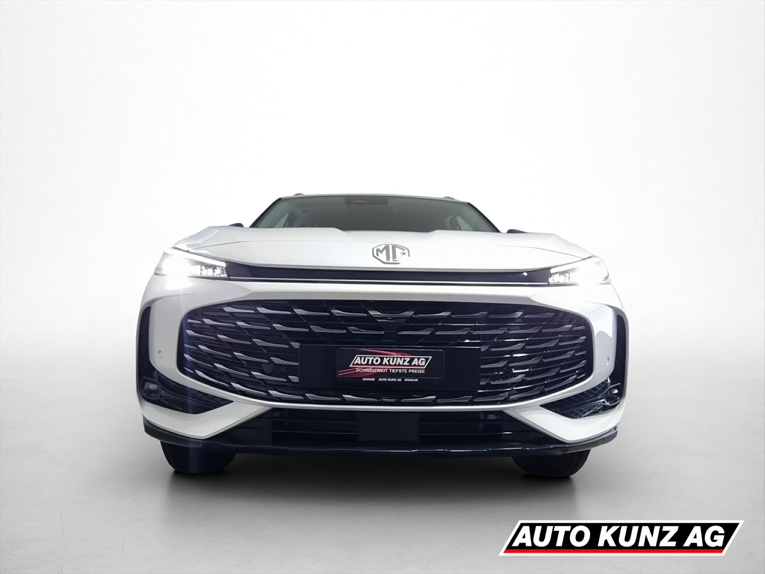 MG MG HS 1.5 T PHEV Luxury-showroom-element-1