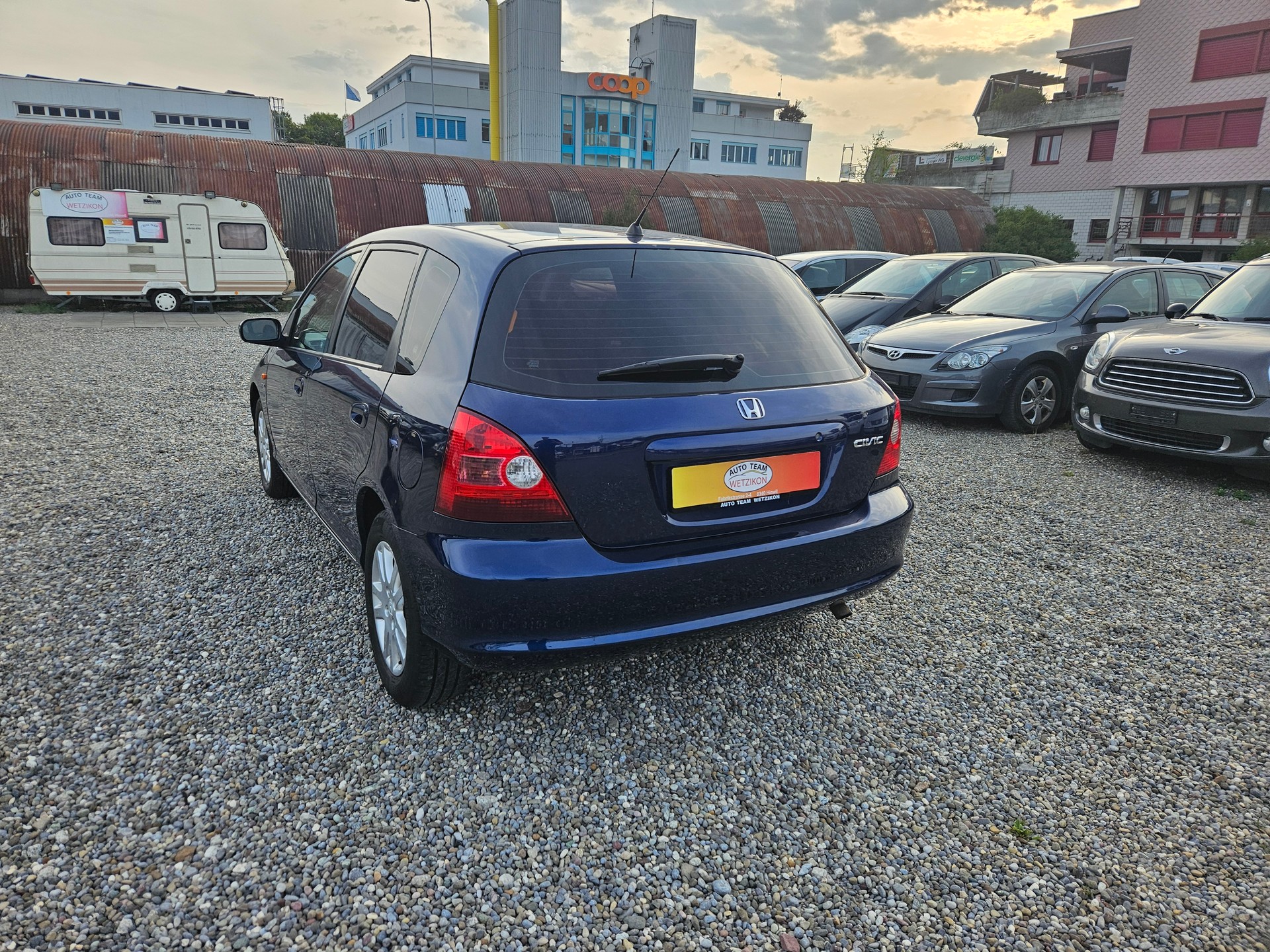 HONDA Civic 1.6i ES-image-6