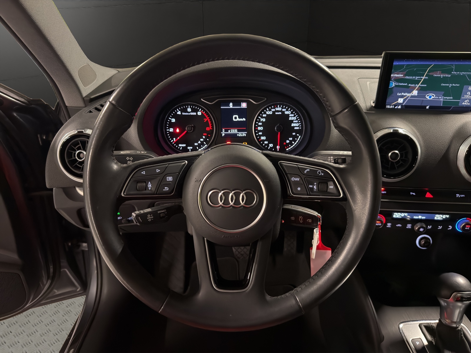 AUDI A3 Sportback 2.0 TFSI Sport quattro S-tronic-image-6
