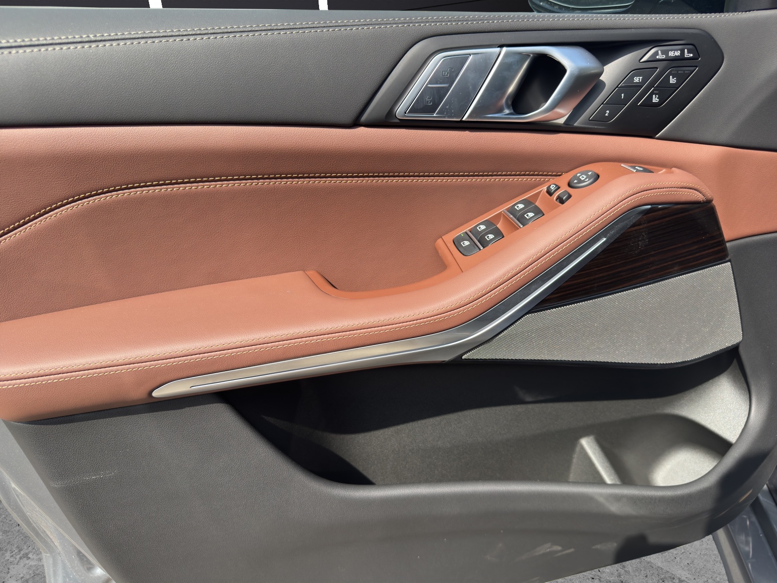 BMW X7 xDrive 48V 40d M Sport Pro Steptronic-image-16