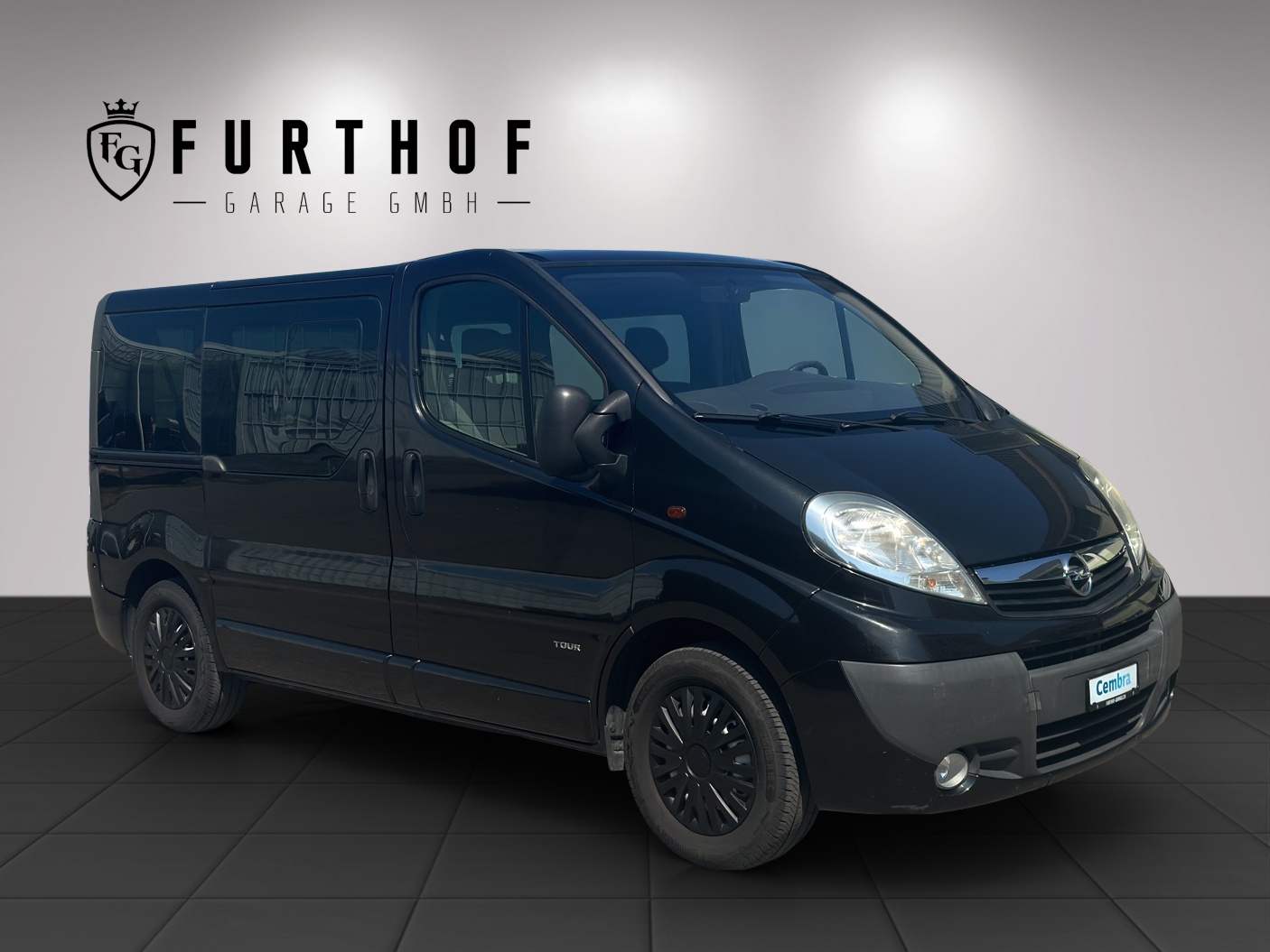 OPEL Vivaro Tour 2.5 CDTI 2.7t L1H1 8 PLATZ-showroom-element-1