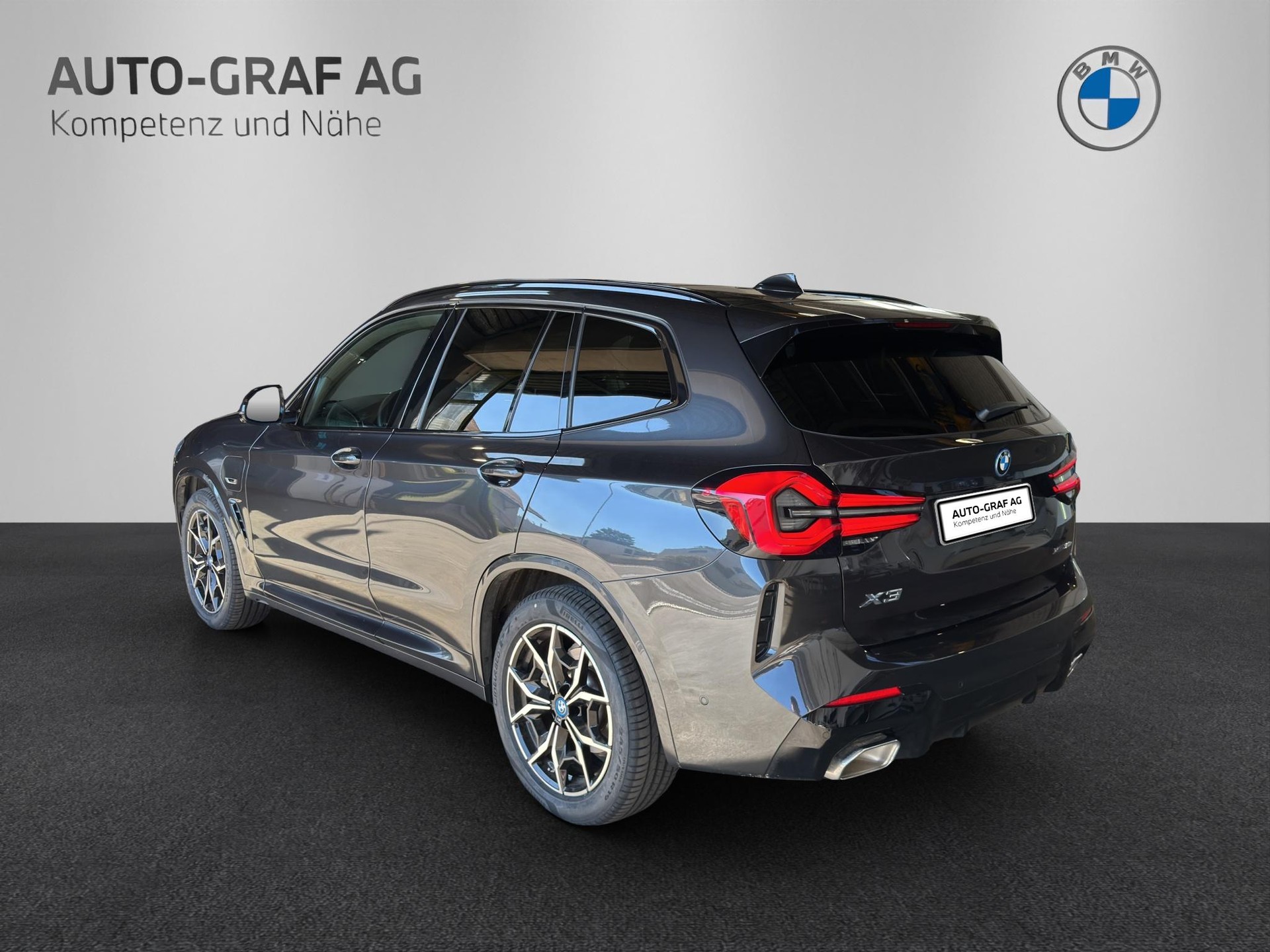 BMW X3 30e xDrive SAG-showroom-element-2