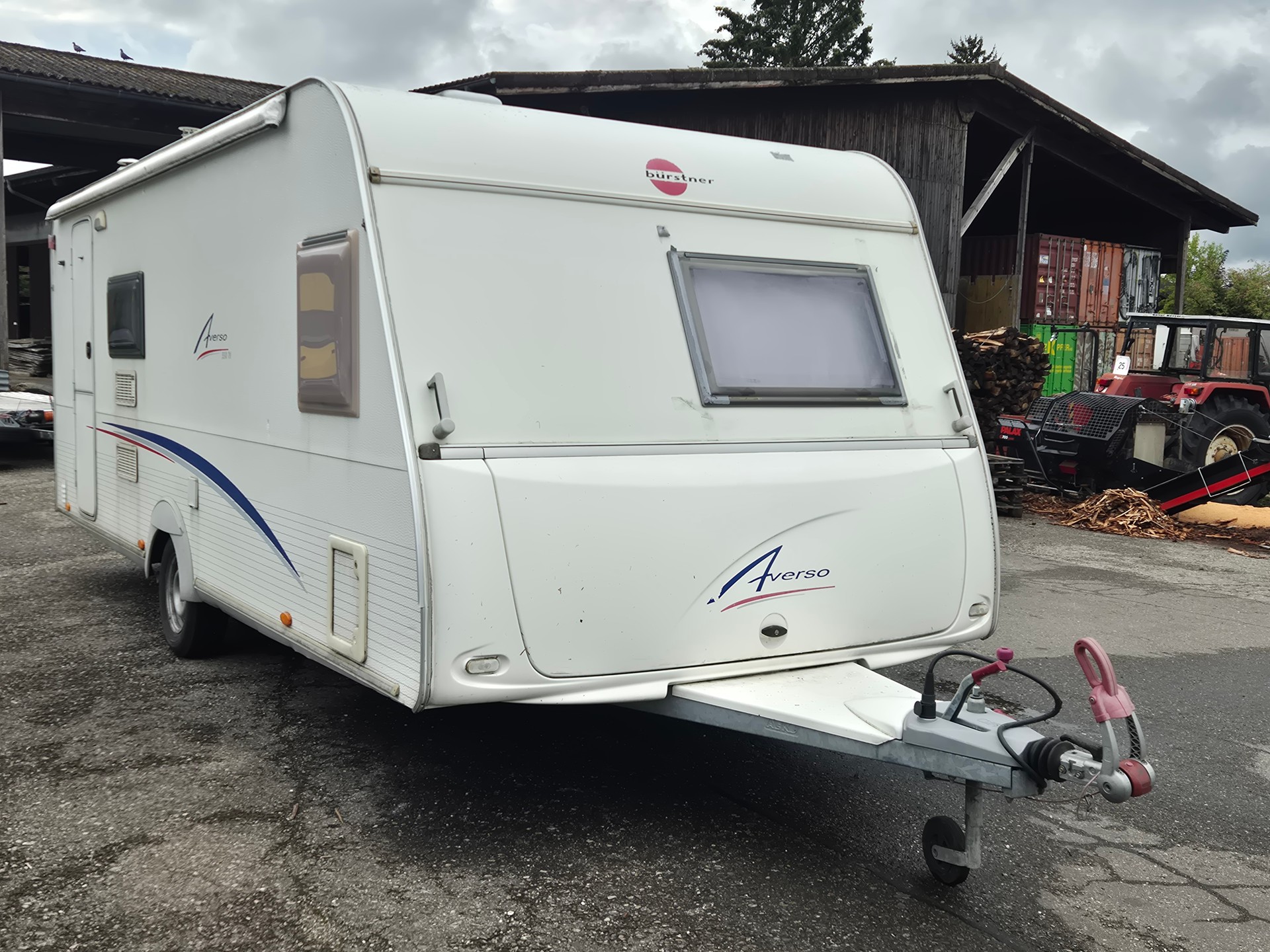 BÜRSTNER Averso 550TK gepflegt Top mit Mover-image-1
