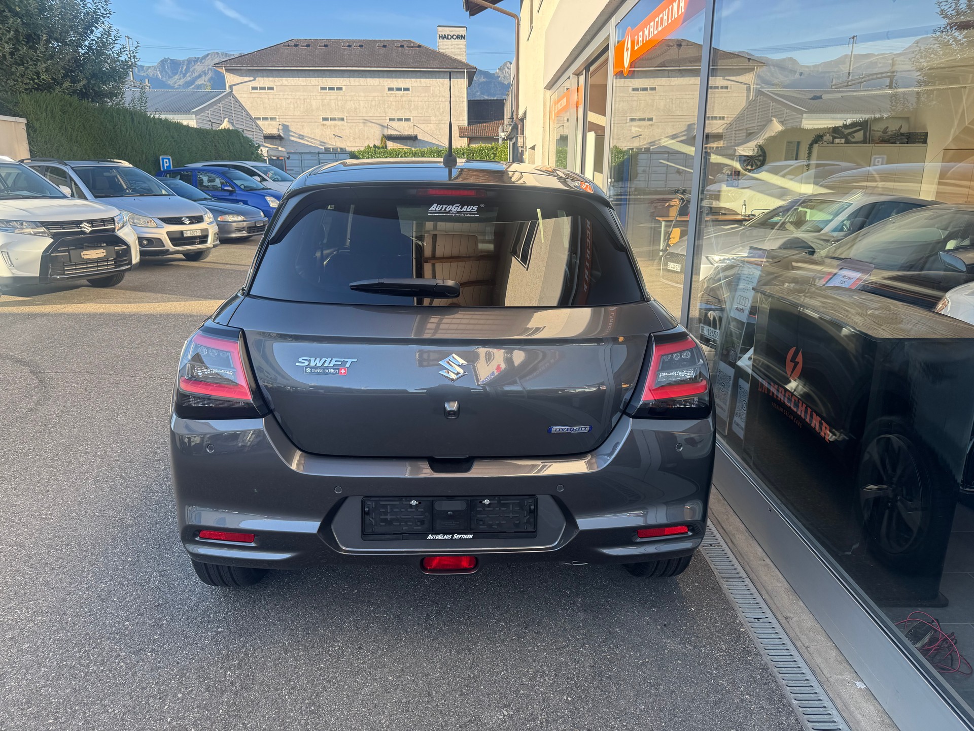SUZUKI Swift 1.2 Piz Sulai Hybrid Top 4x4-showroom-element-3