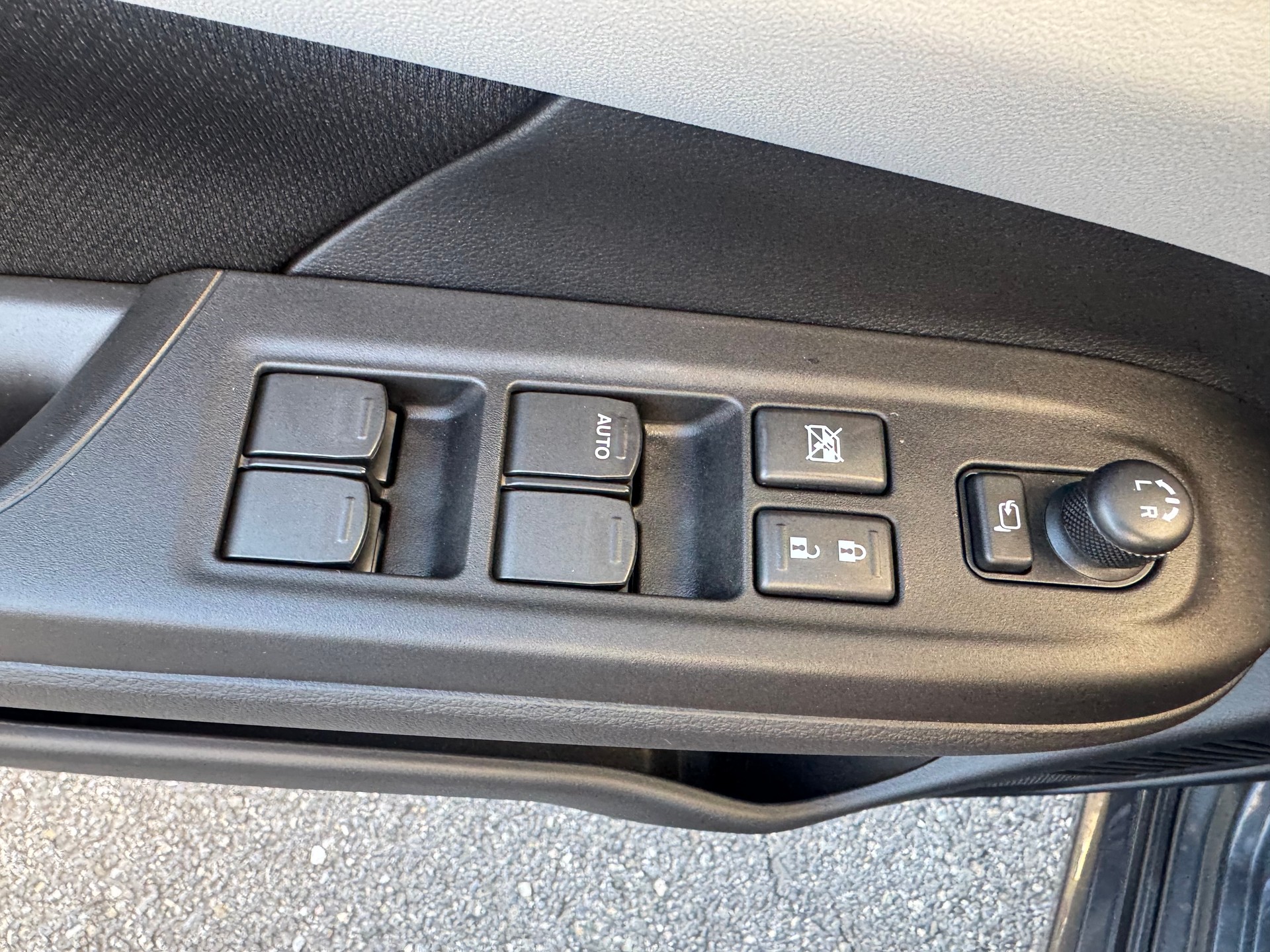SUZUKI Swift 1.2 Piz Sulai Hybrid Top 4x4-image-9