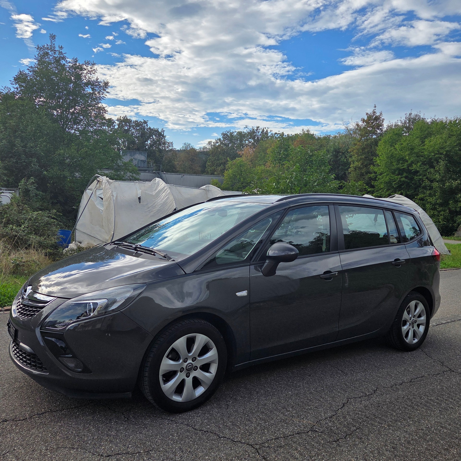 OPEL Zafira Tourer 1.6 CDTi Business Line-image-1
