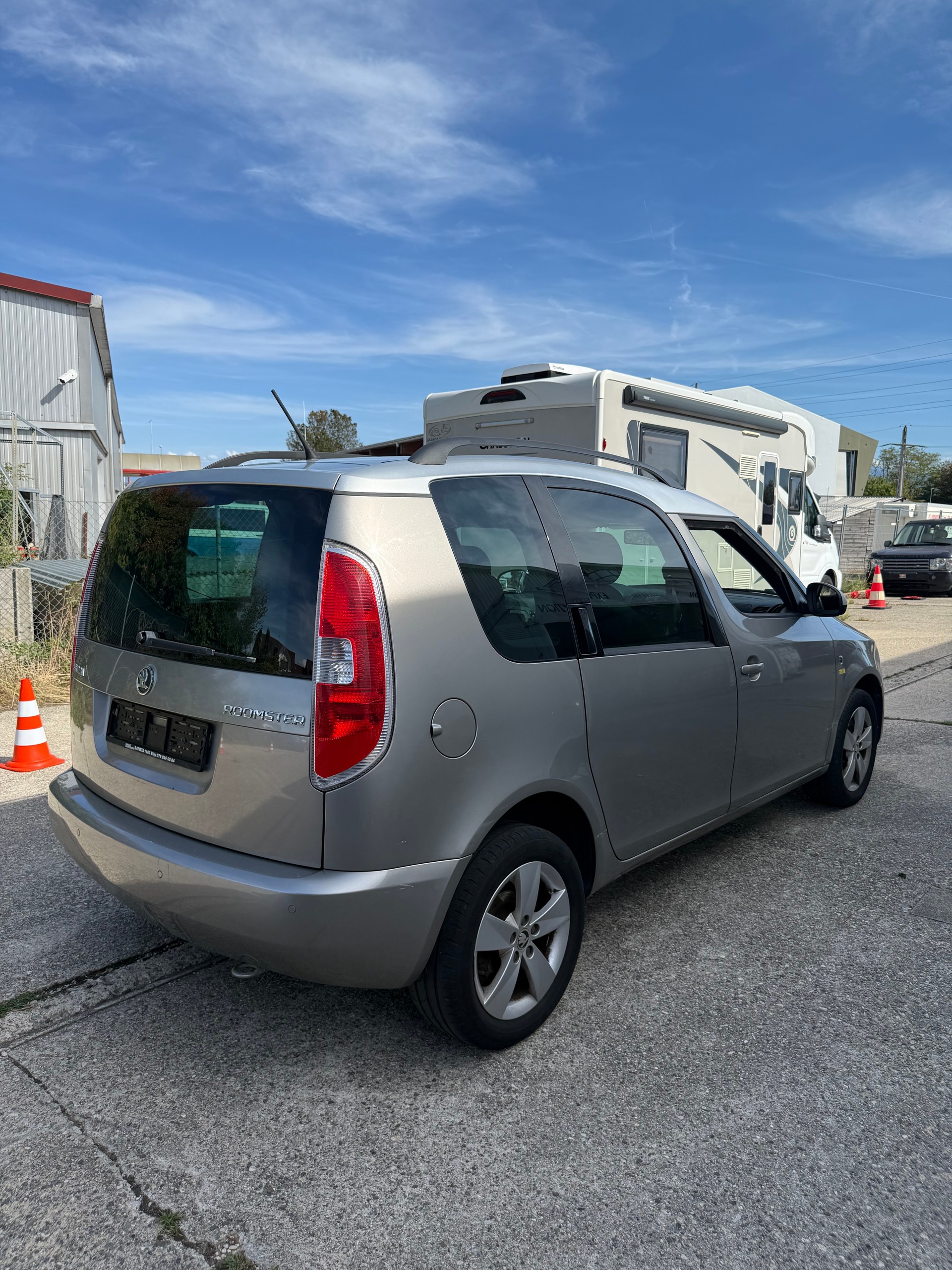 SKODA Roomster 1.2 TSI Elegance DSG-image-3
